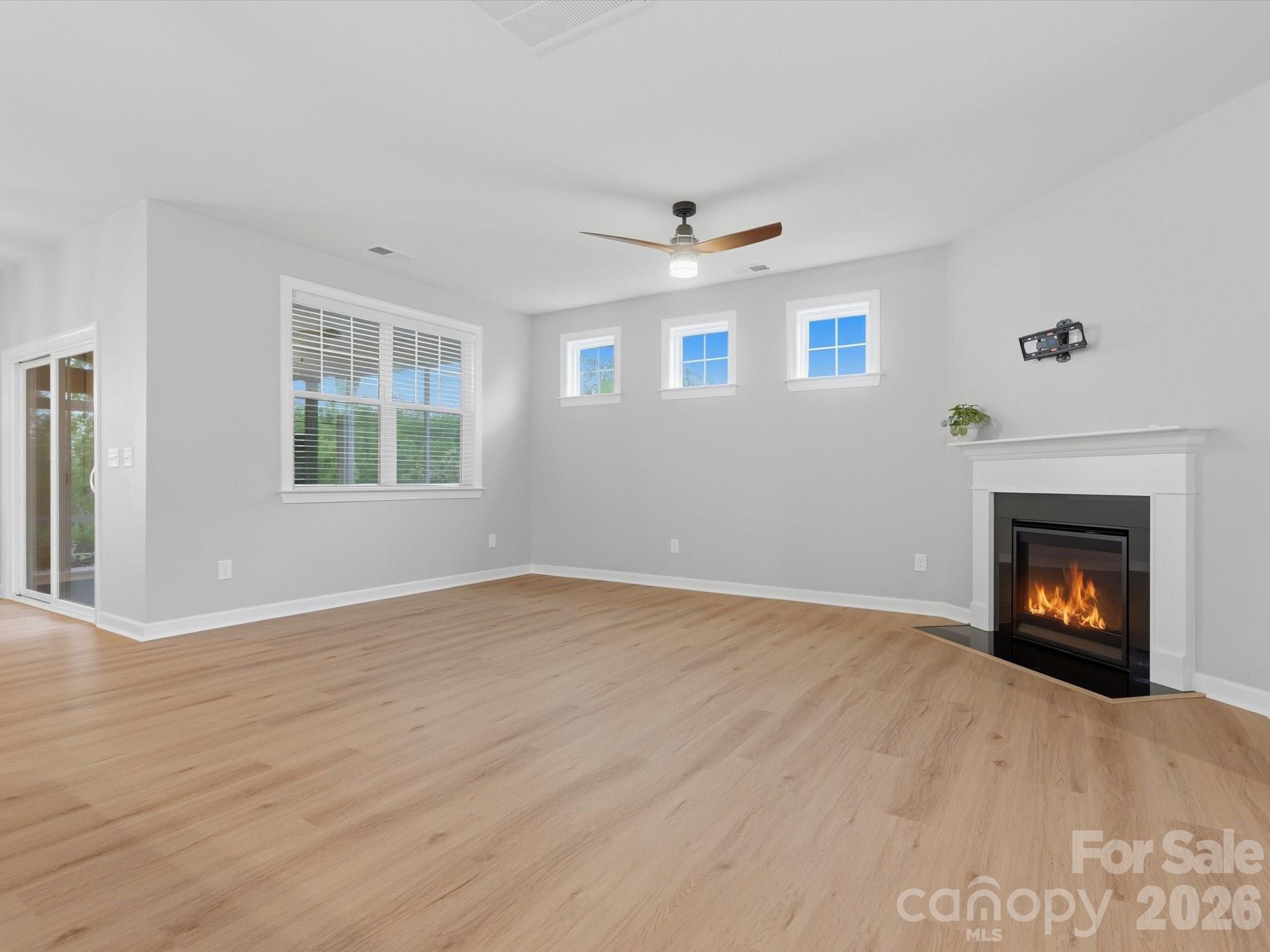 2016 Linn Cove — Waxhaw