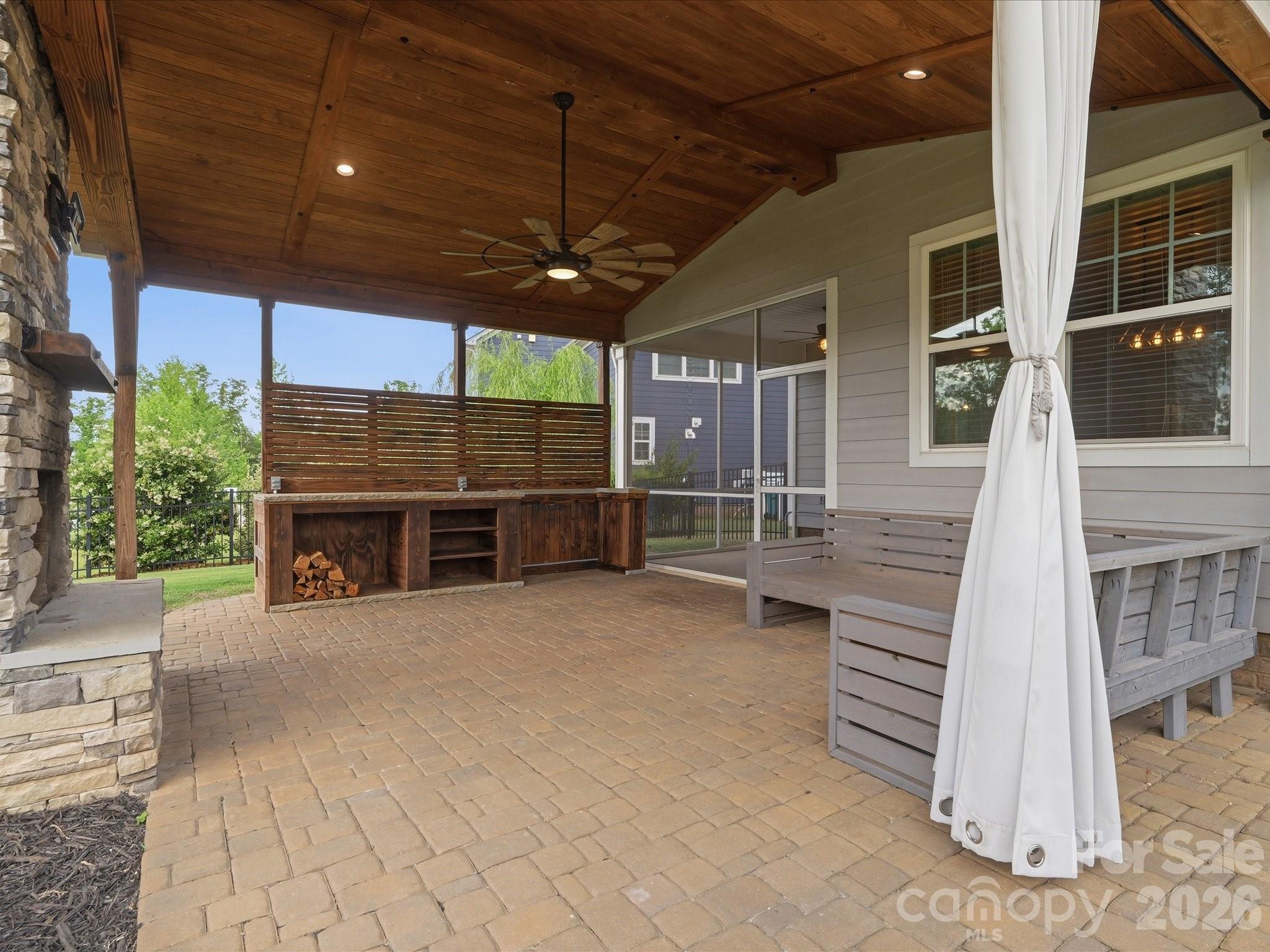 2016 Linn Cove — Waxhaw