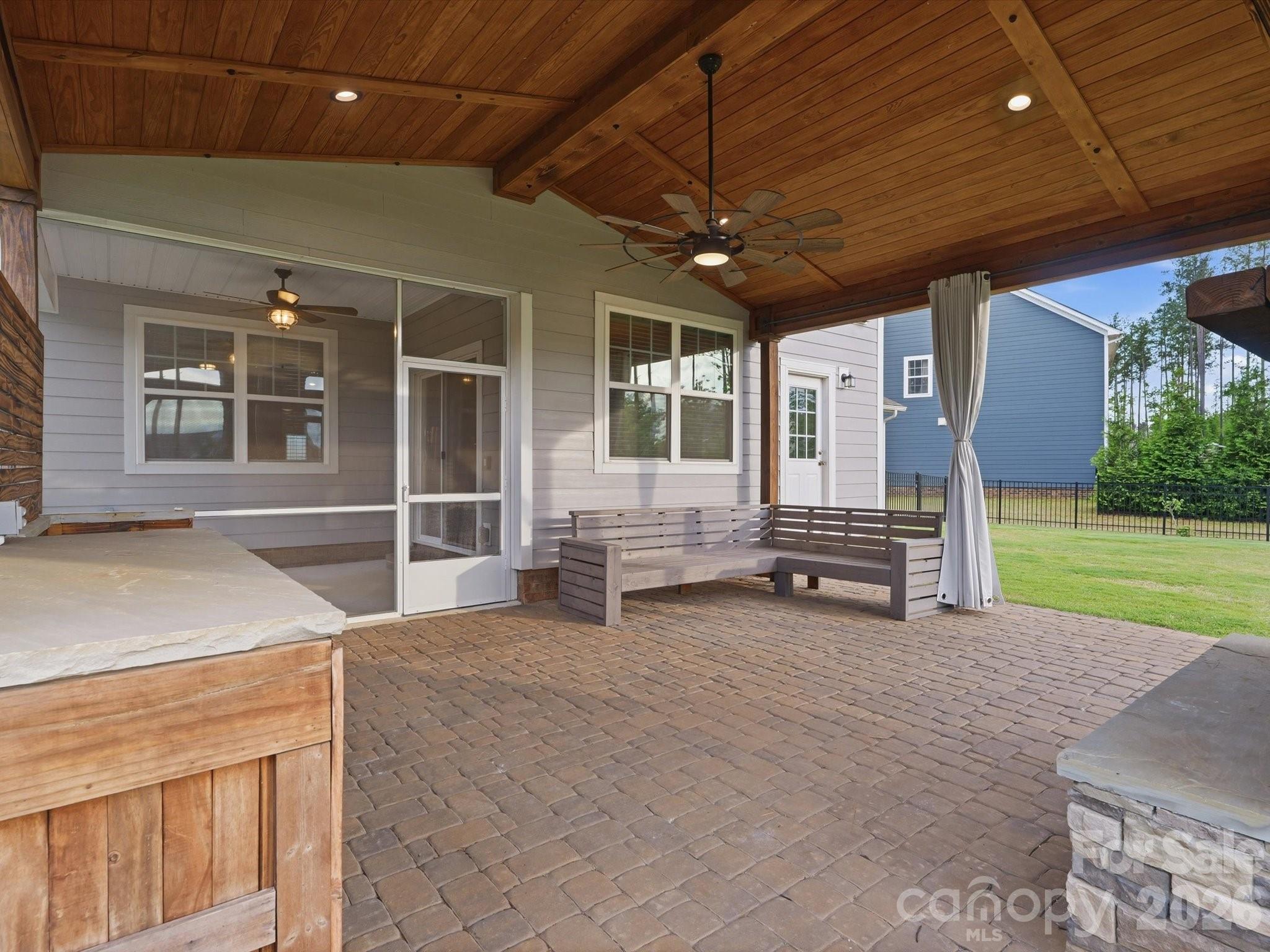 2016 Linn Cove — Waxhaw