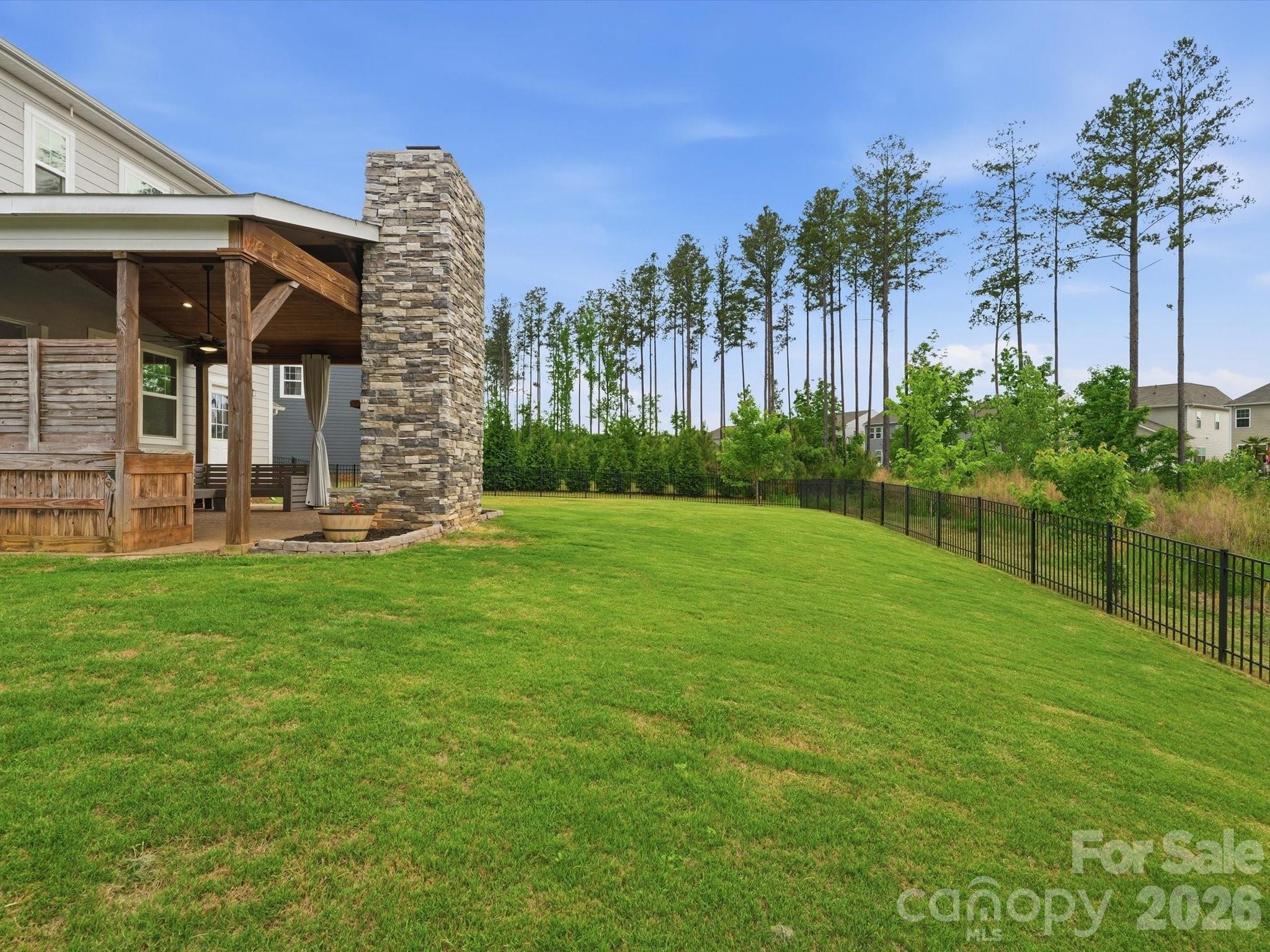 2016 Linn Cove — Waxhaw