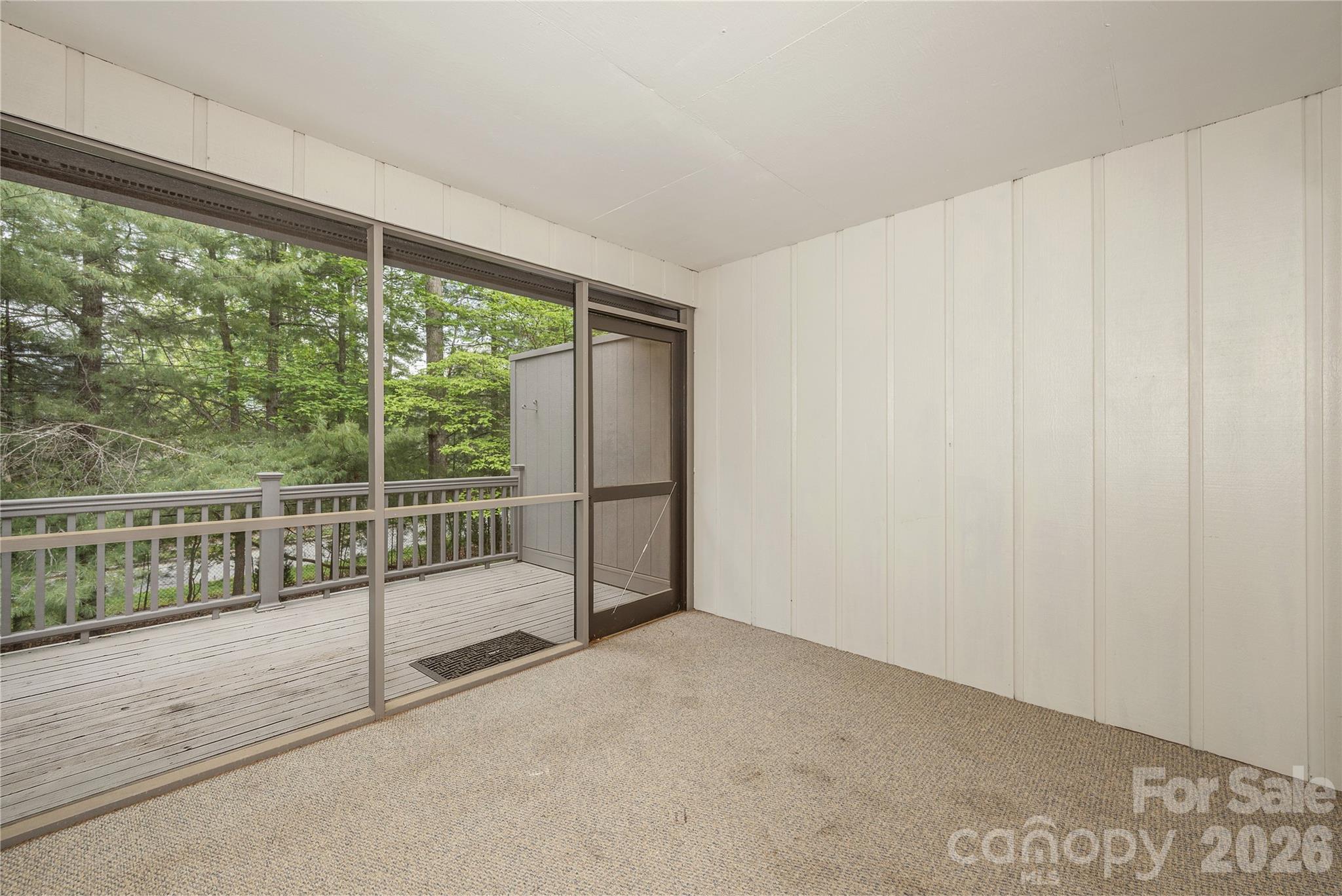 434 Crowfields Drive — Asheville