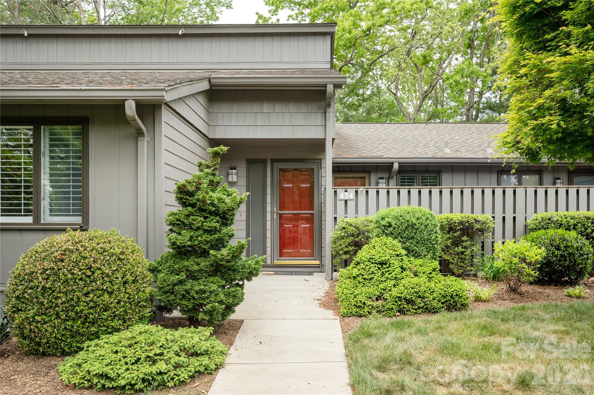 434 Crowfields Drive — Asheville