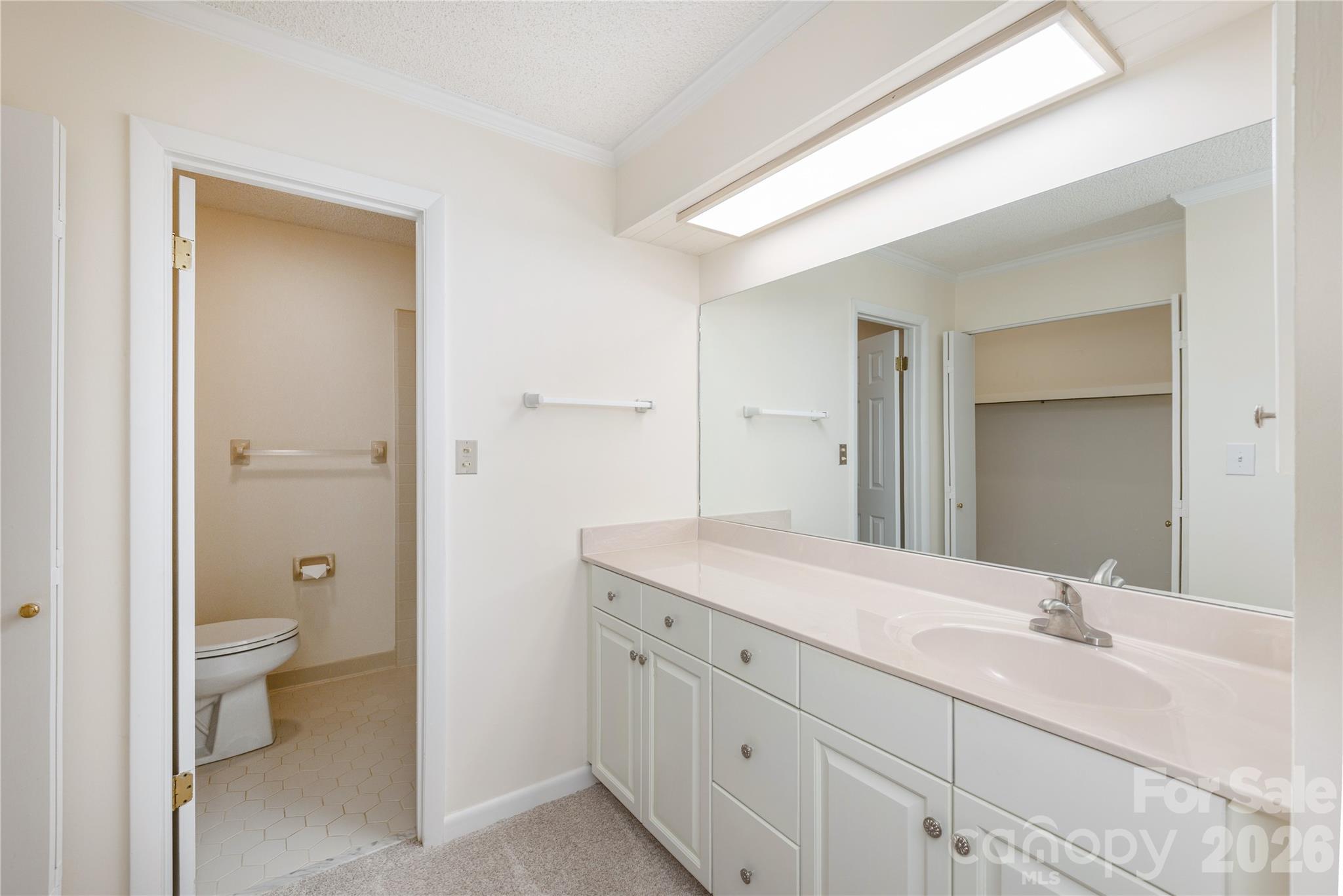 434 Crowfields Drive — Asheville