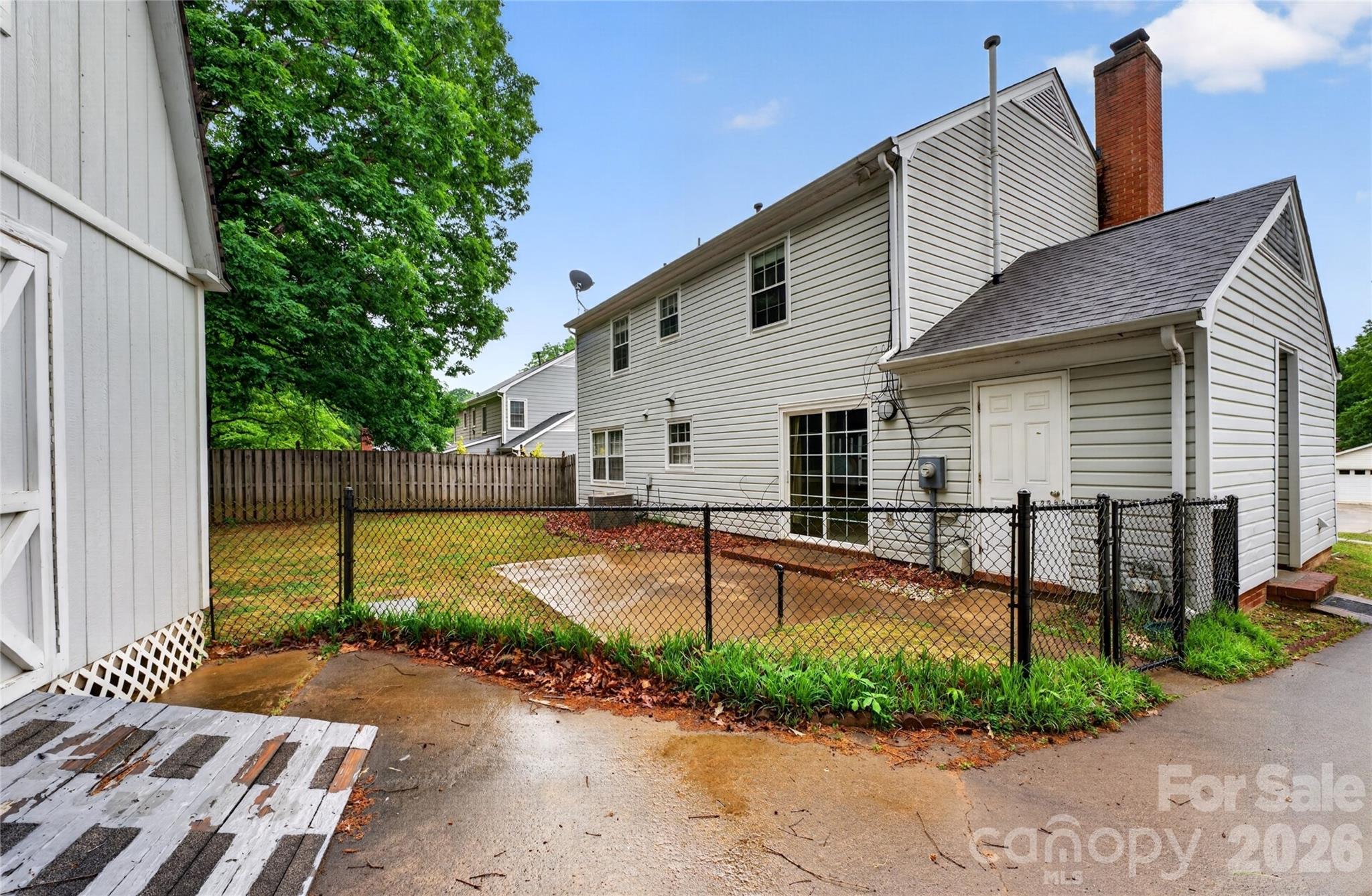 621 Winter Wood Drive — Matthews