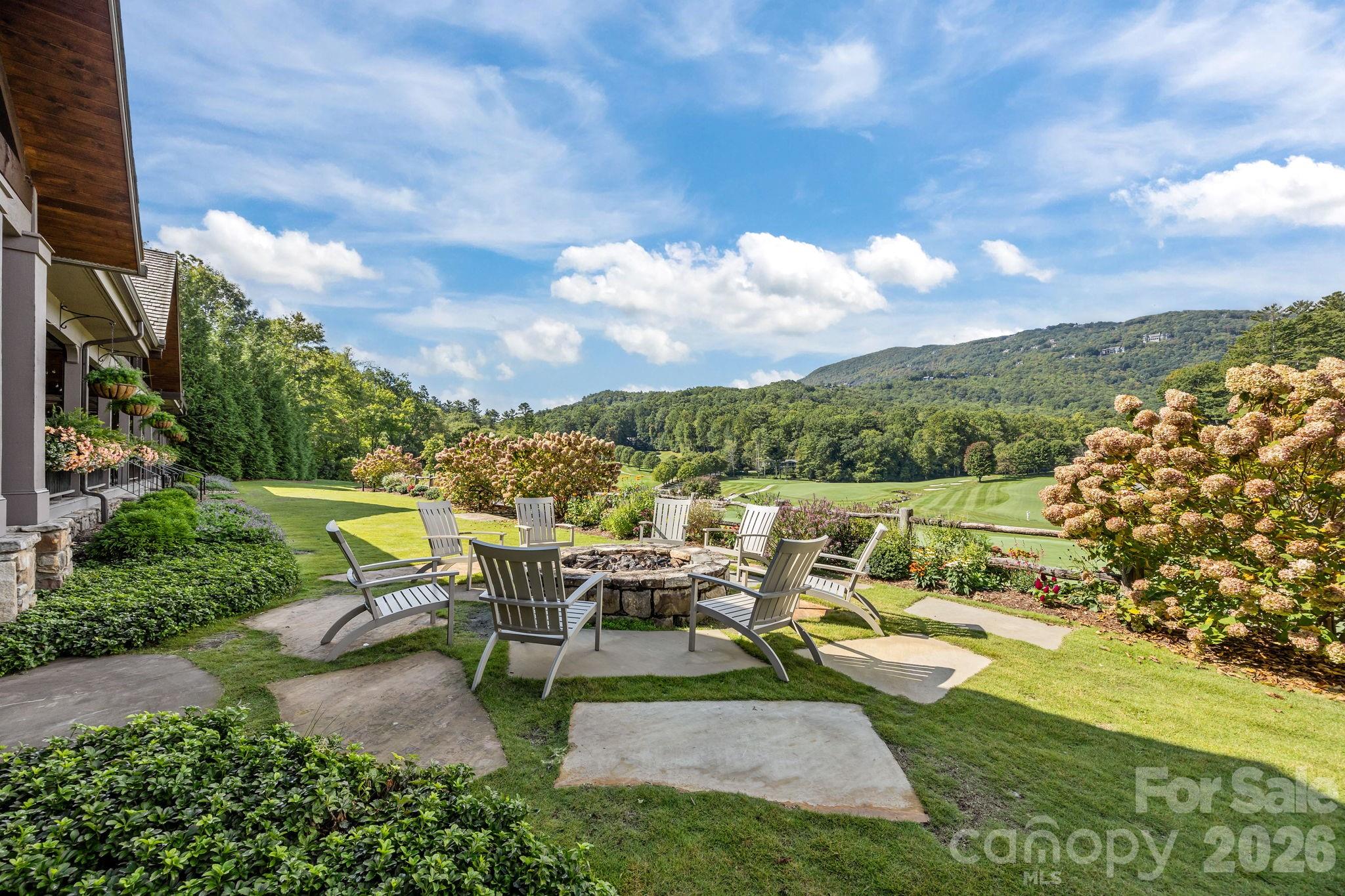 95 Cardinal Trace — Lake Toxaway