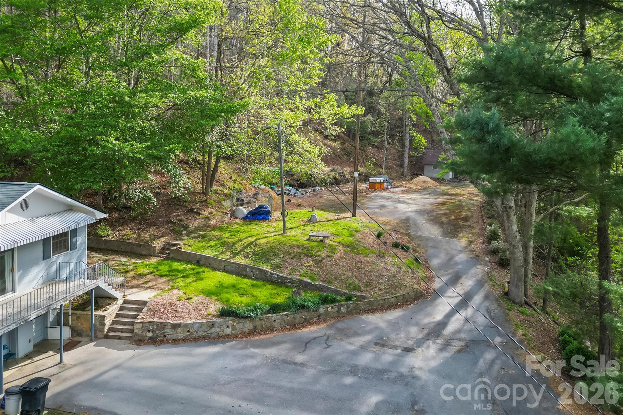 98 Limberlost Drive — Hendersonville