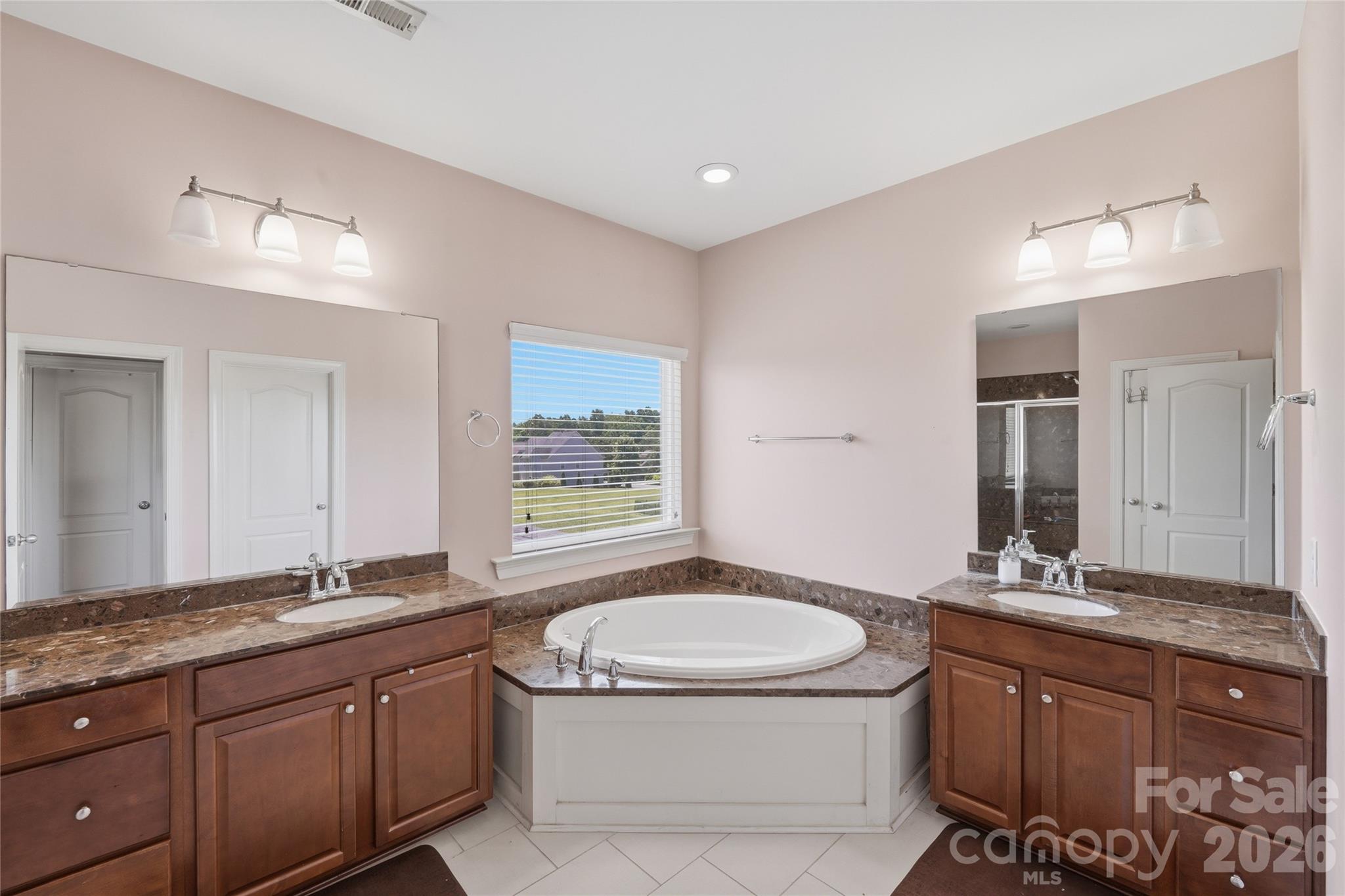 7405 Spice Bush Court — Waxhaw