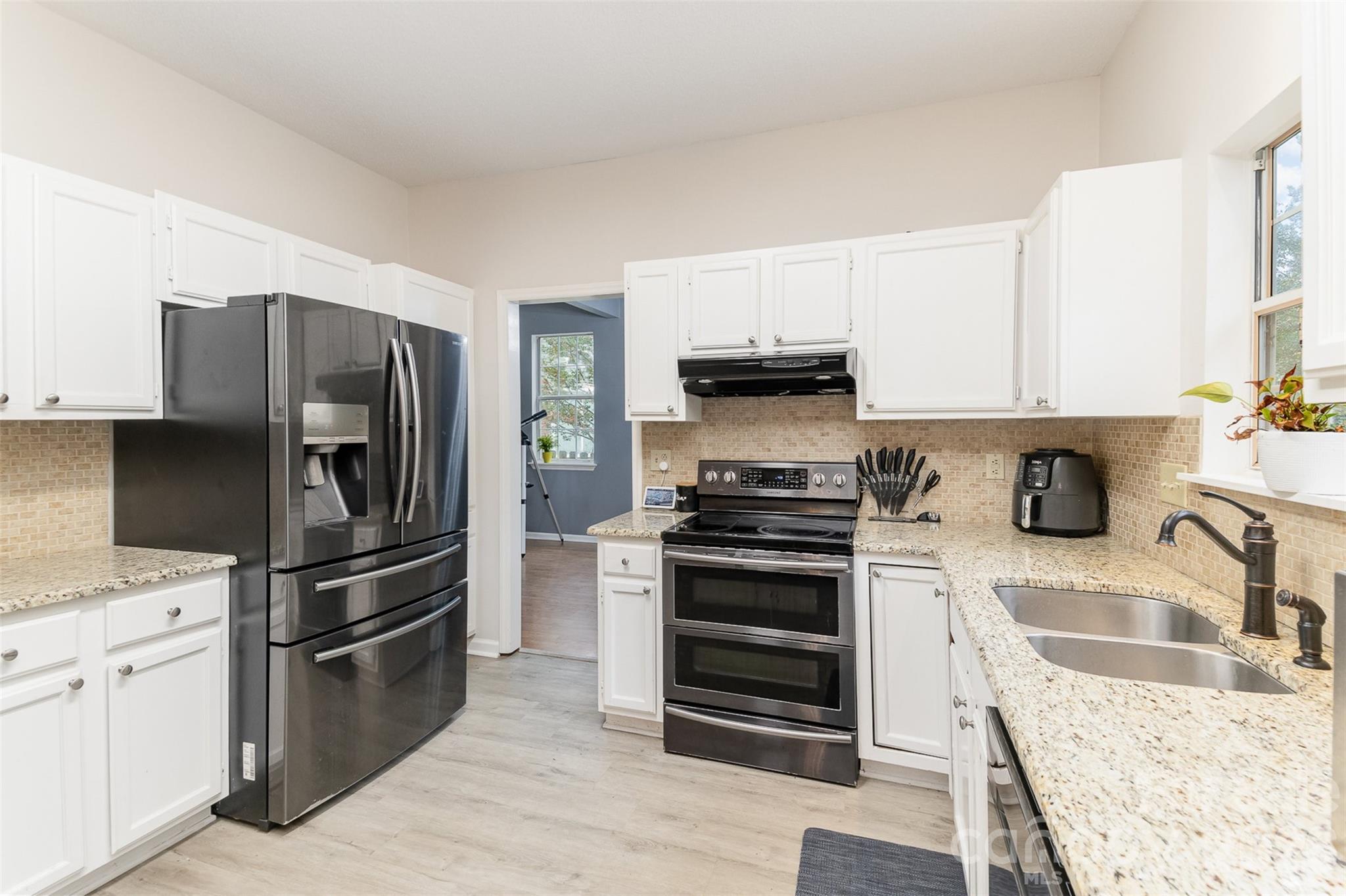 9804 Cooper Run Lane — Charlotte