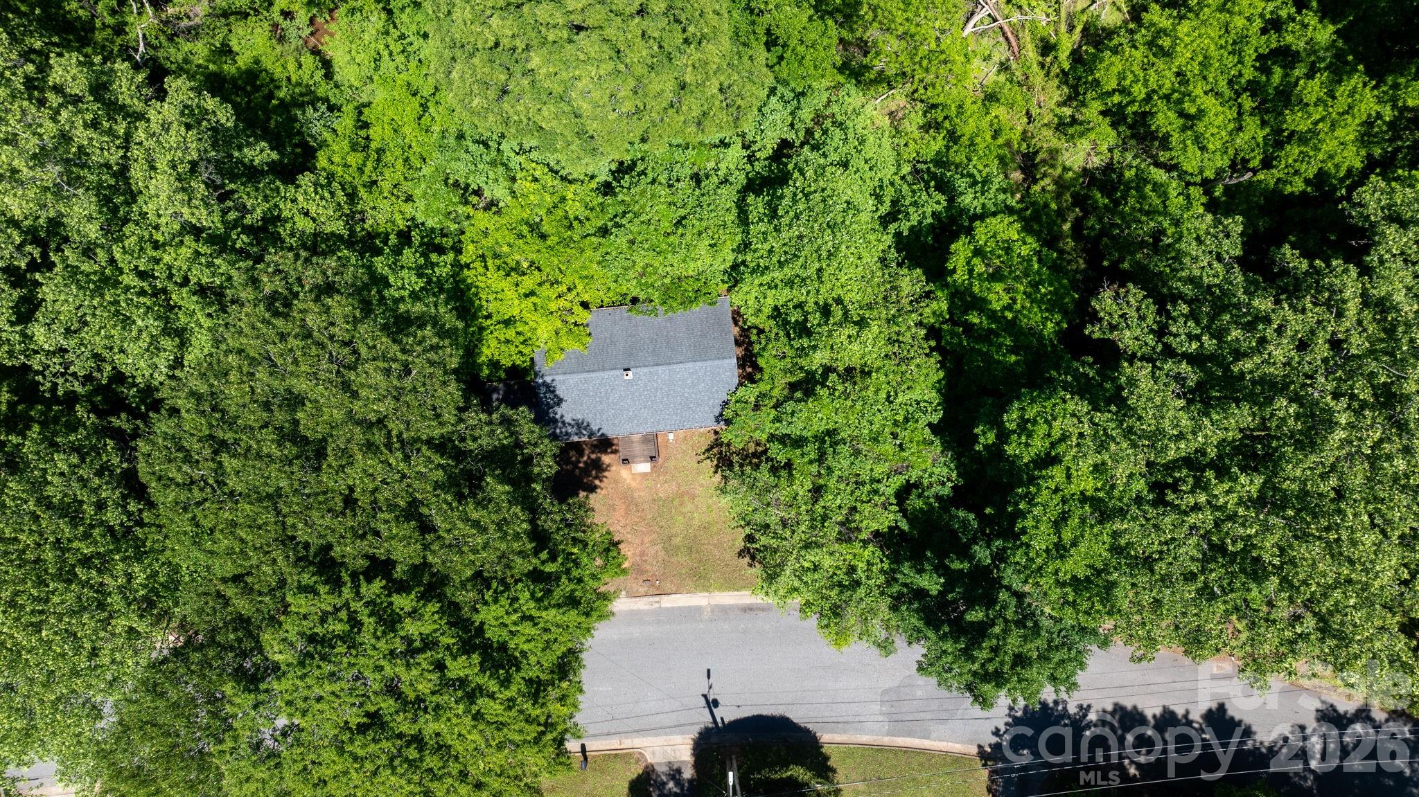 722 E F Street — Newton