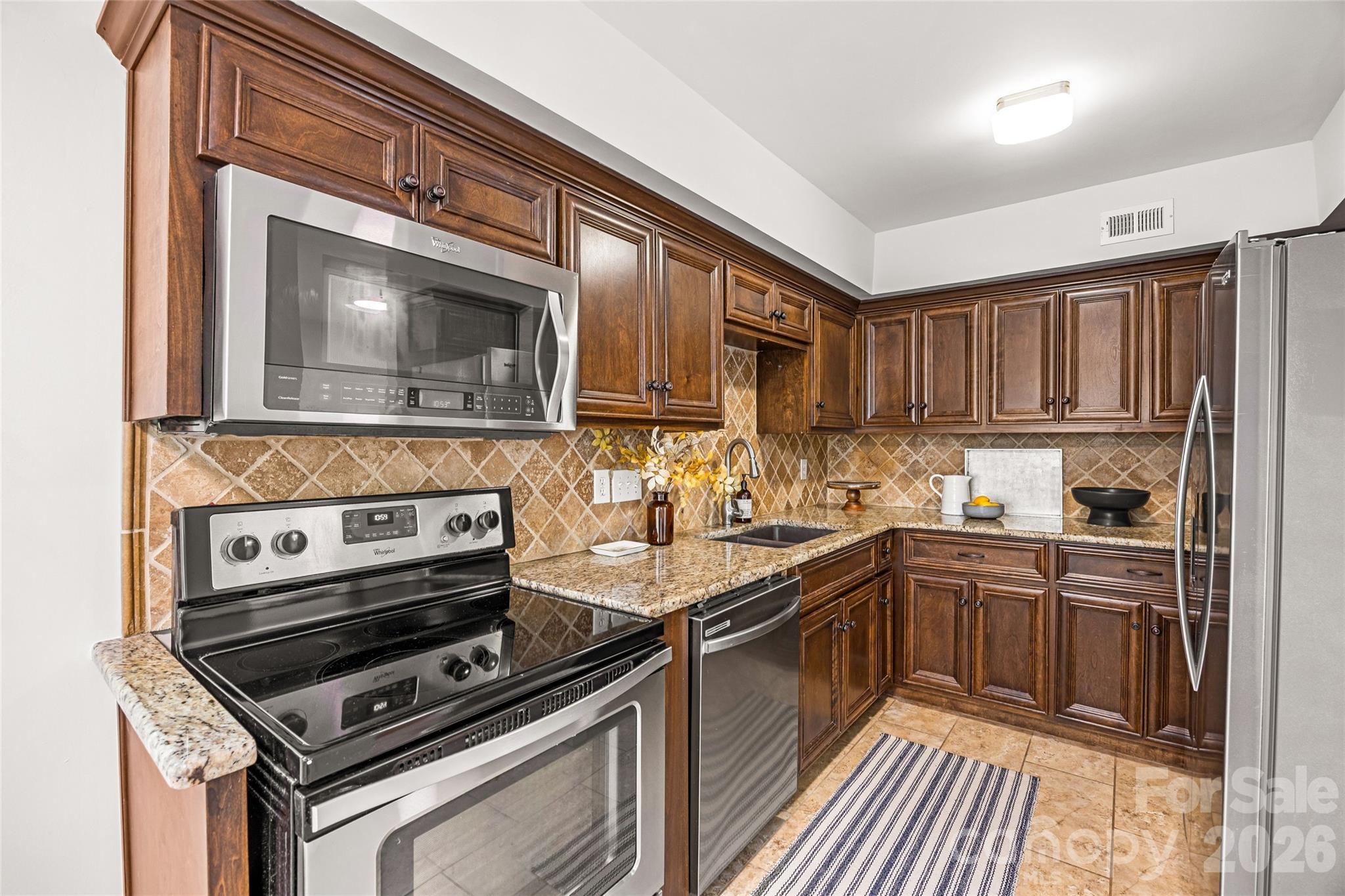 9526 Fairway Ridge Road — Charlotte