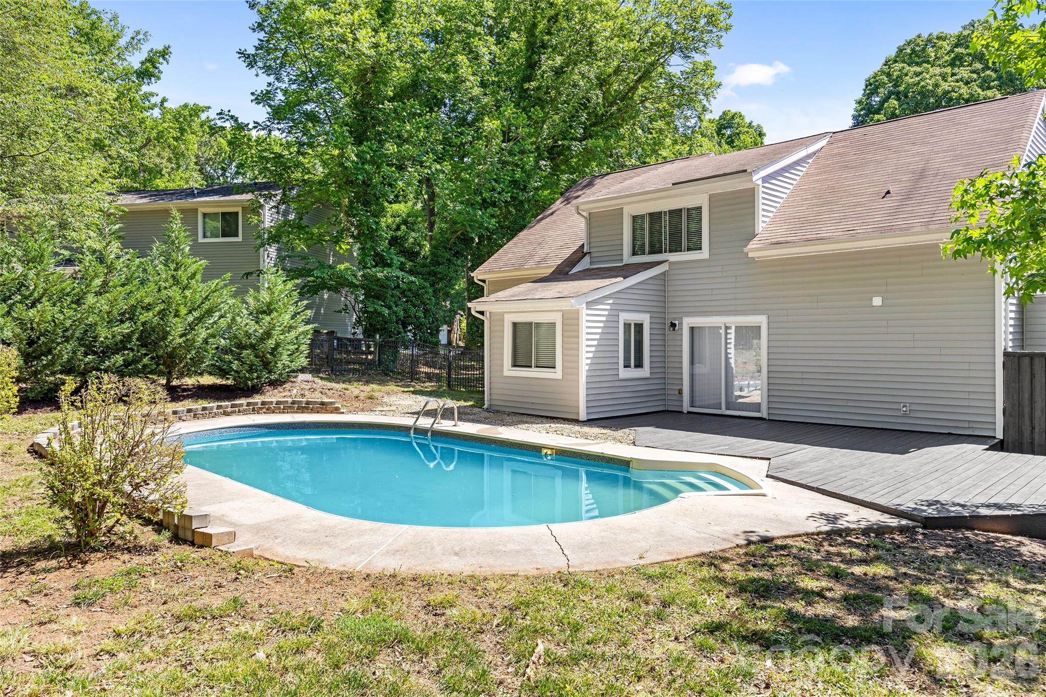 9526 Fairway Ridge Road — Charlotte