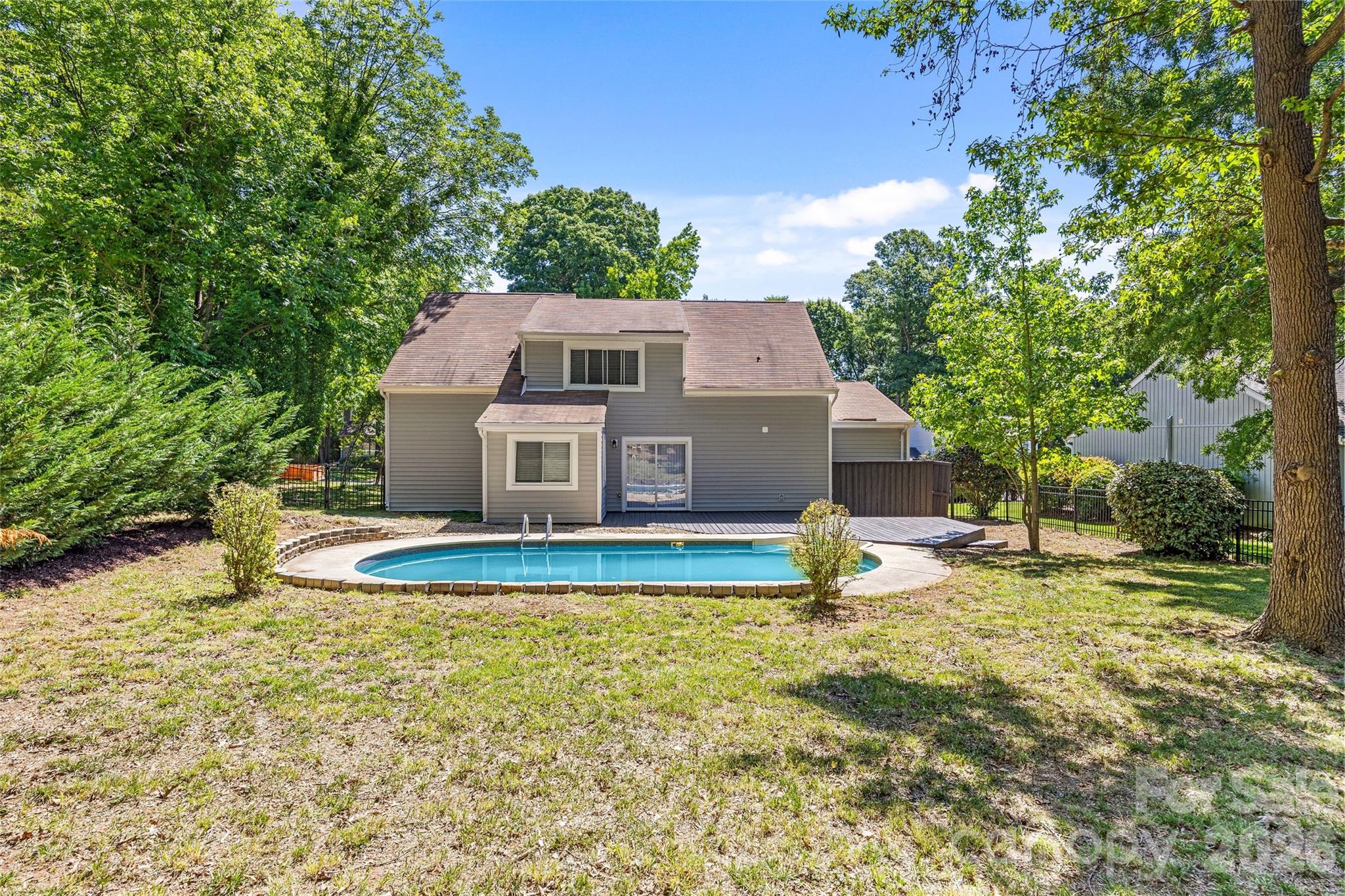 9526 Fairway Ridge Road — Charlotte