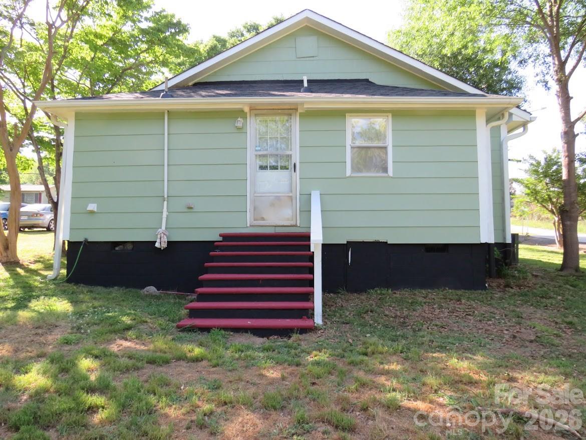 406 River Drive — Gaffney