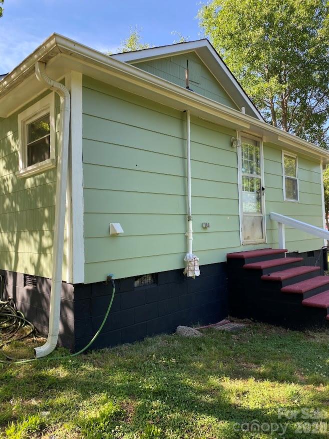 406 River Drive — Gaffney