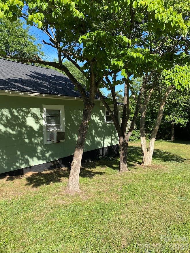 406 River Drive — Gaffney