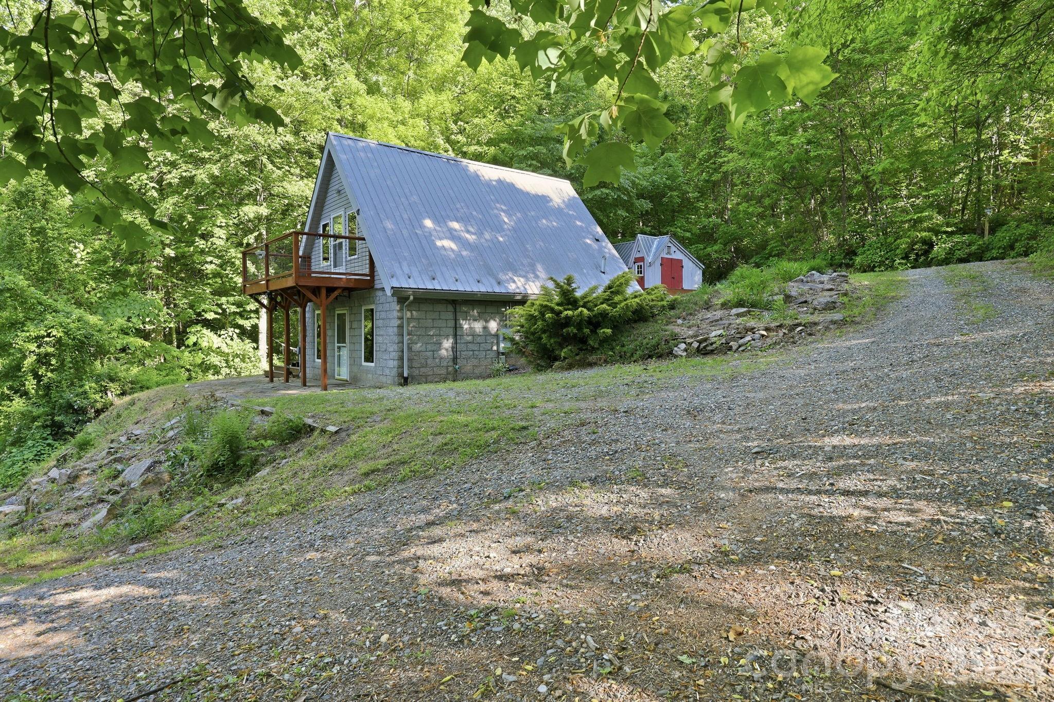 98 Sparkling Springs Road — Fairview