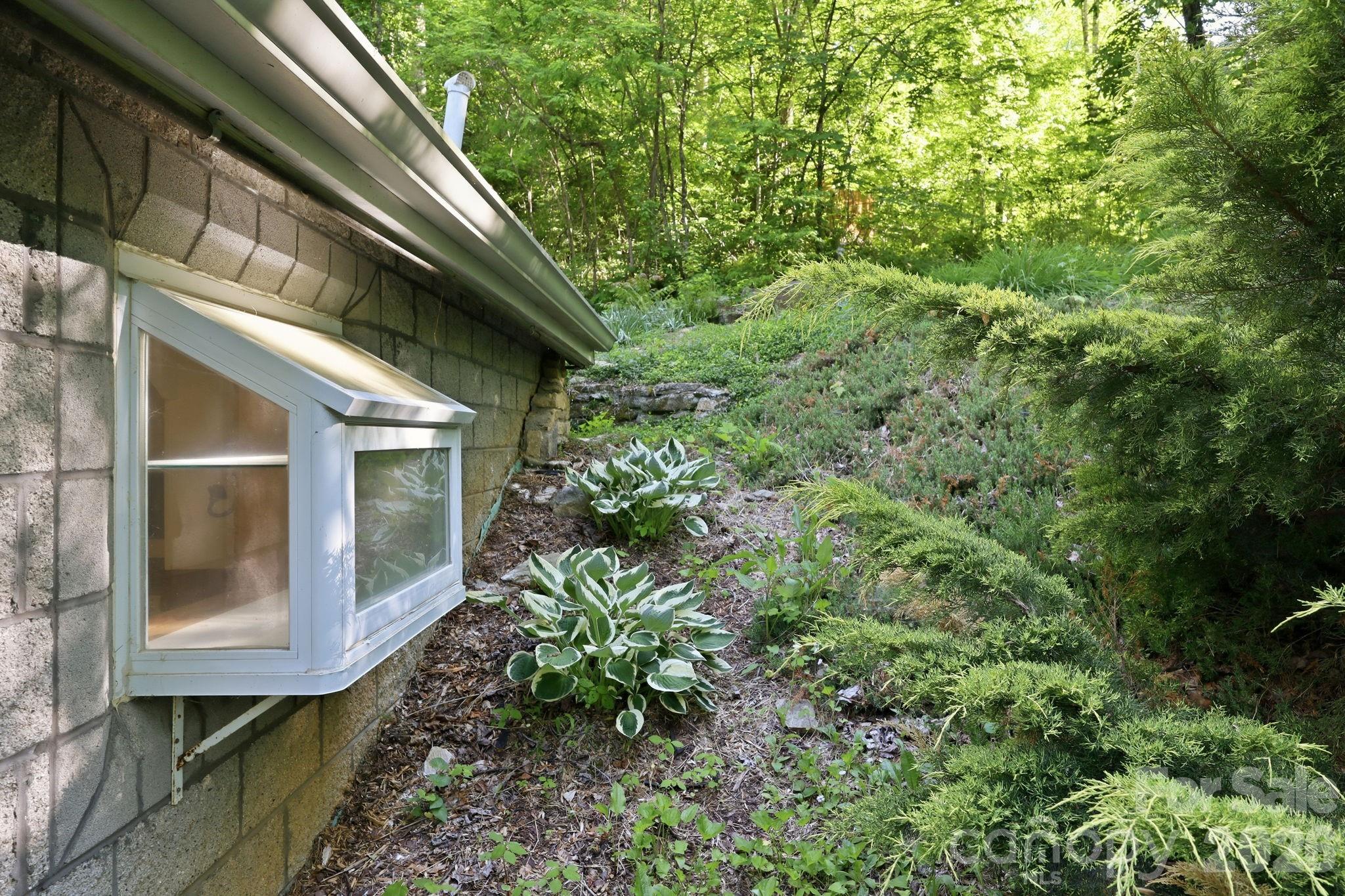 98 Sparkling Springs Road — Fairview