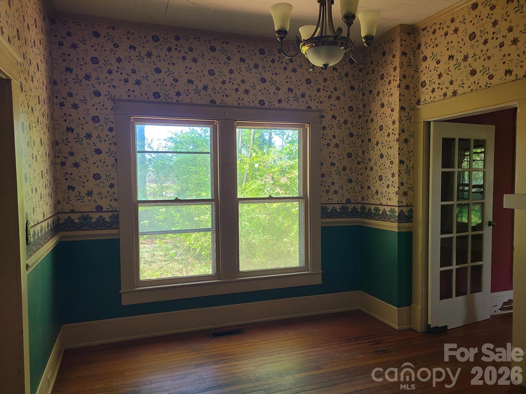 804 Emmanuel Church Road — Conover