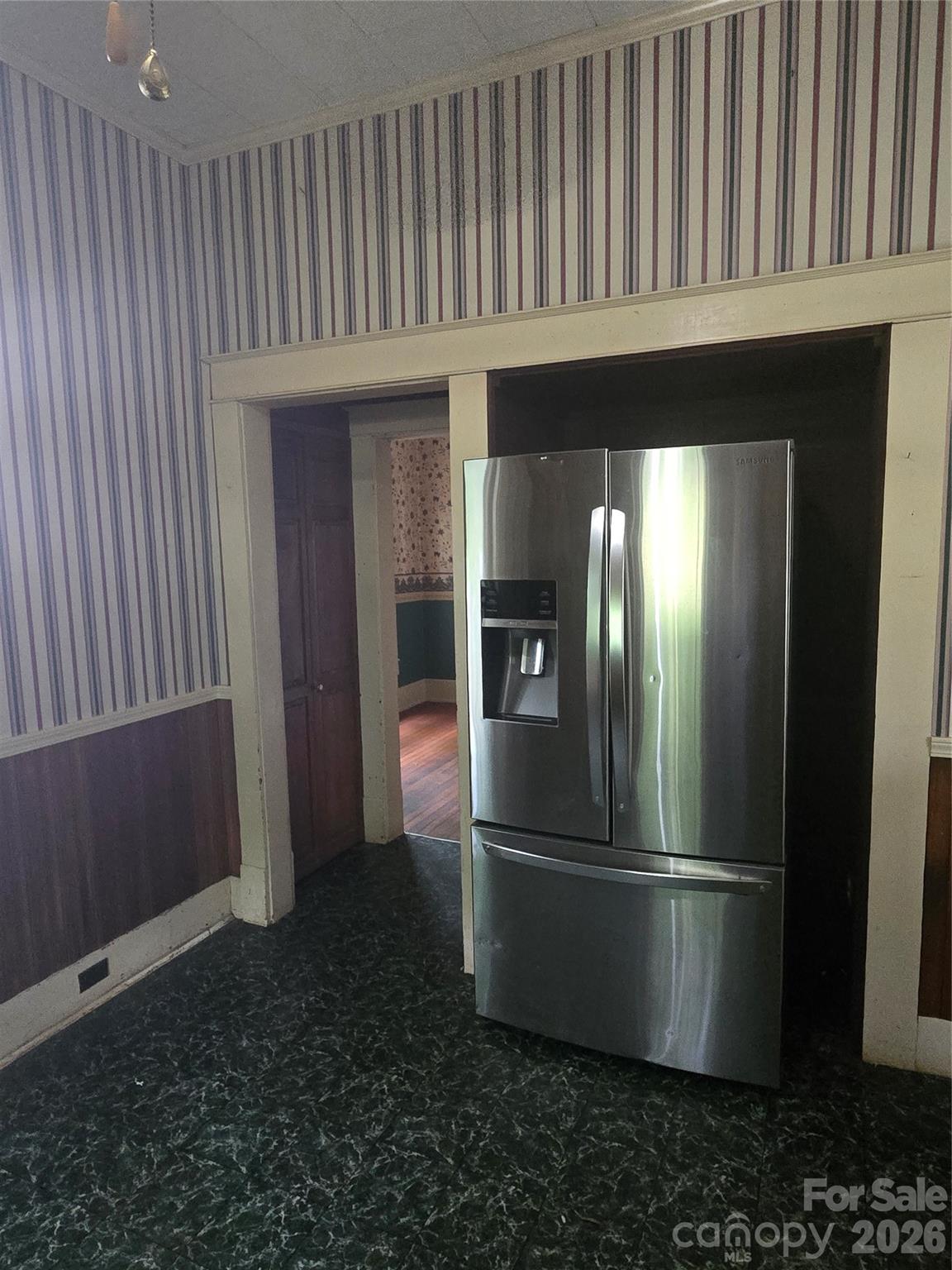 804 Emmanuel Church Road — Conover