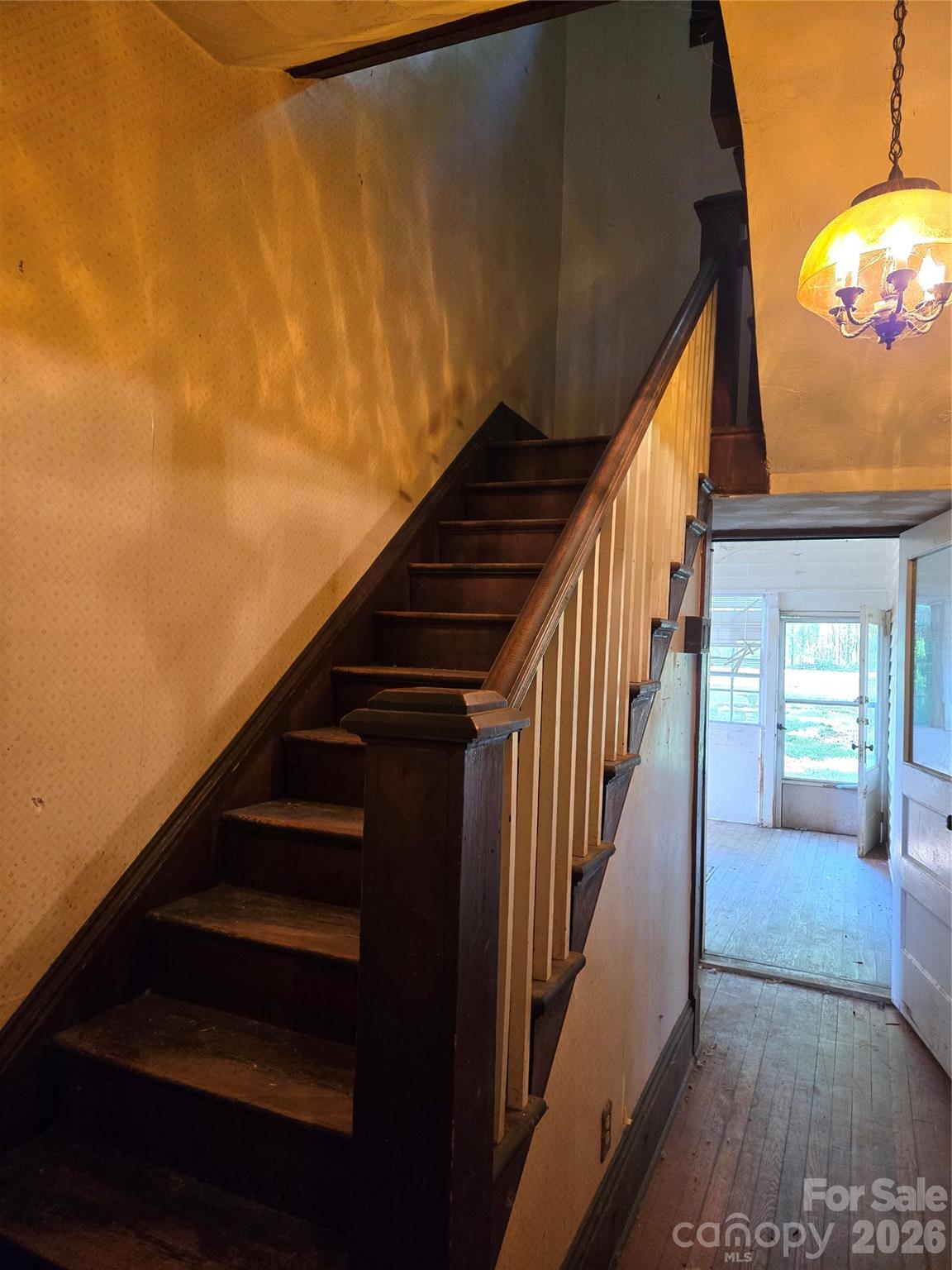 804 Emmanuel Church Road — Conover