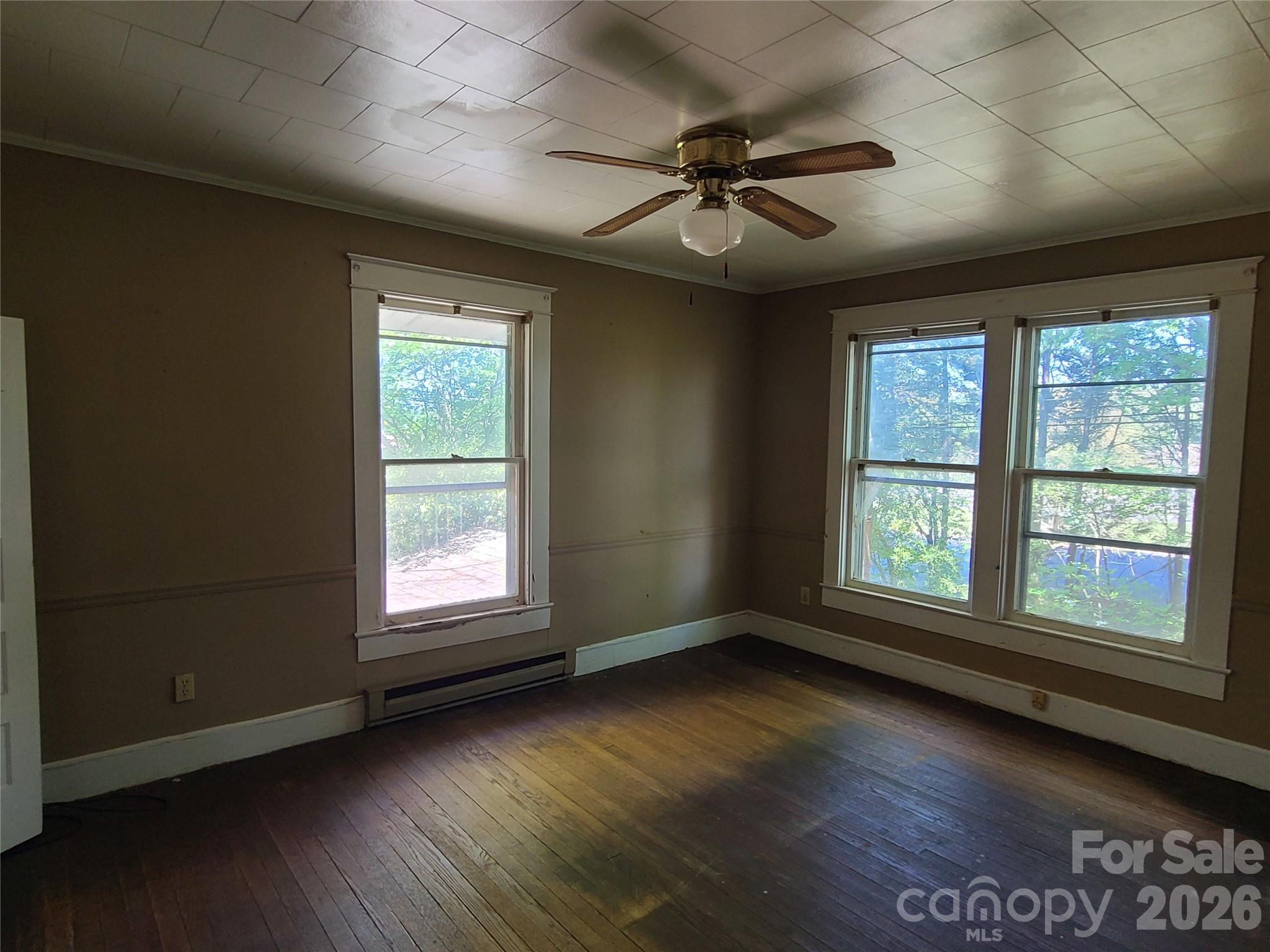 804 Emmanuel Church Road — Conover