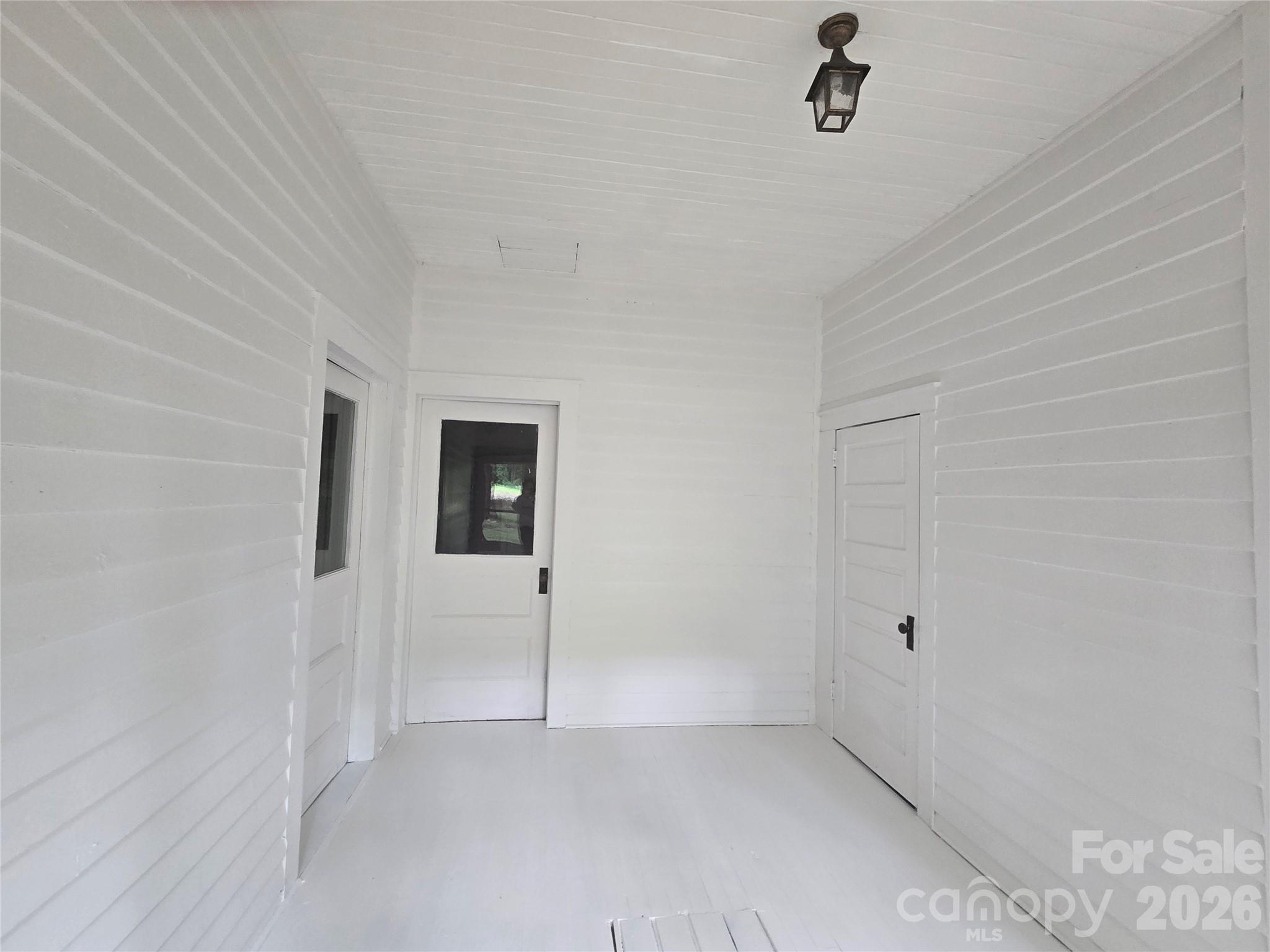 804 Emmanuel Church Road — Conover