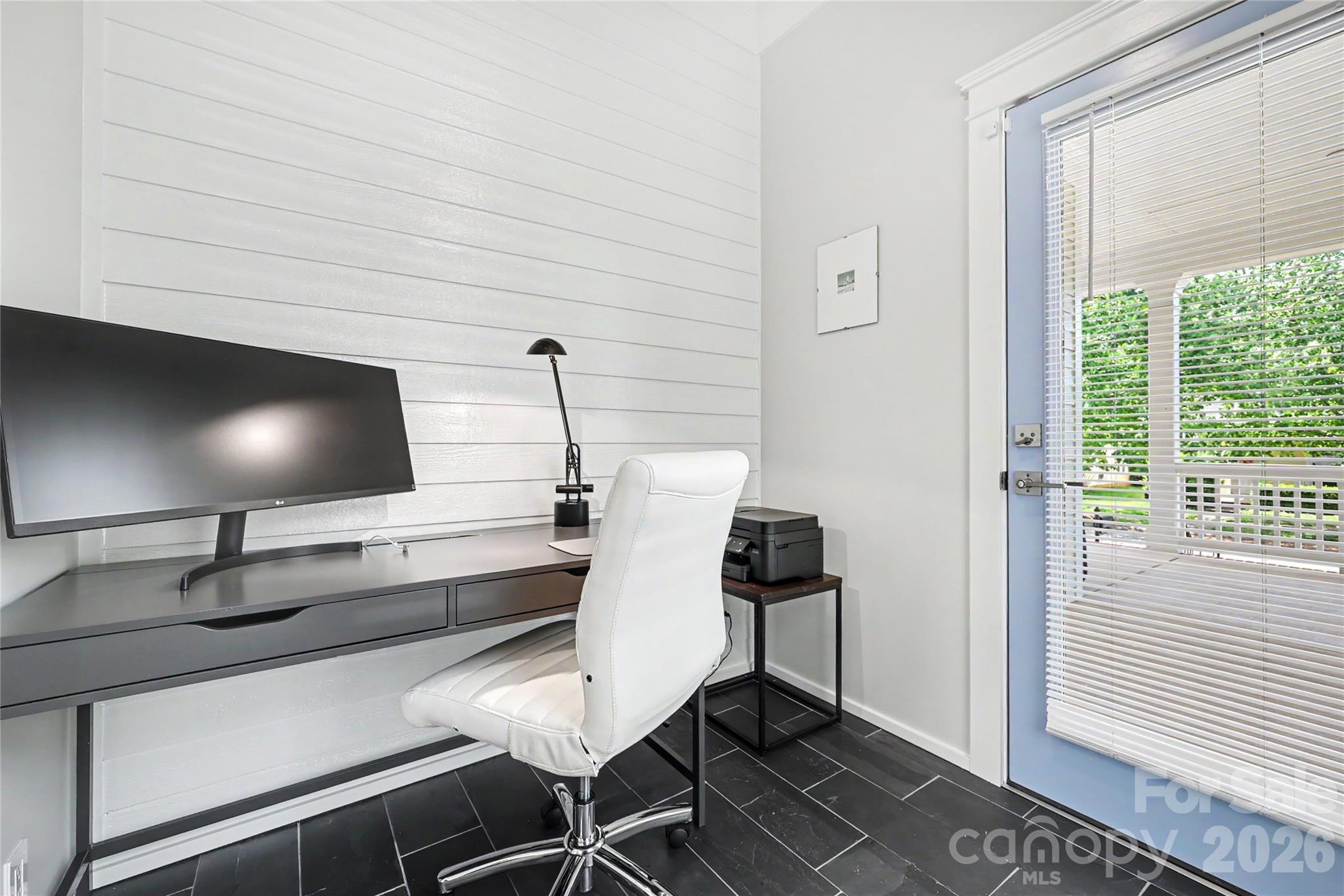 15918 Spruell Street — Huntersville