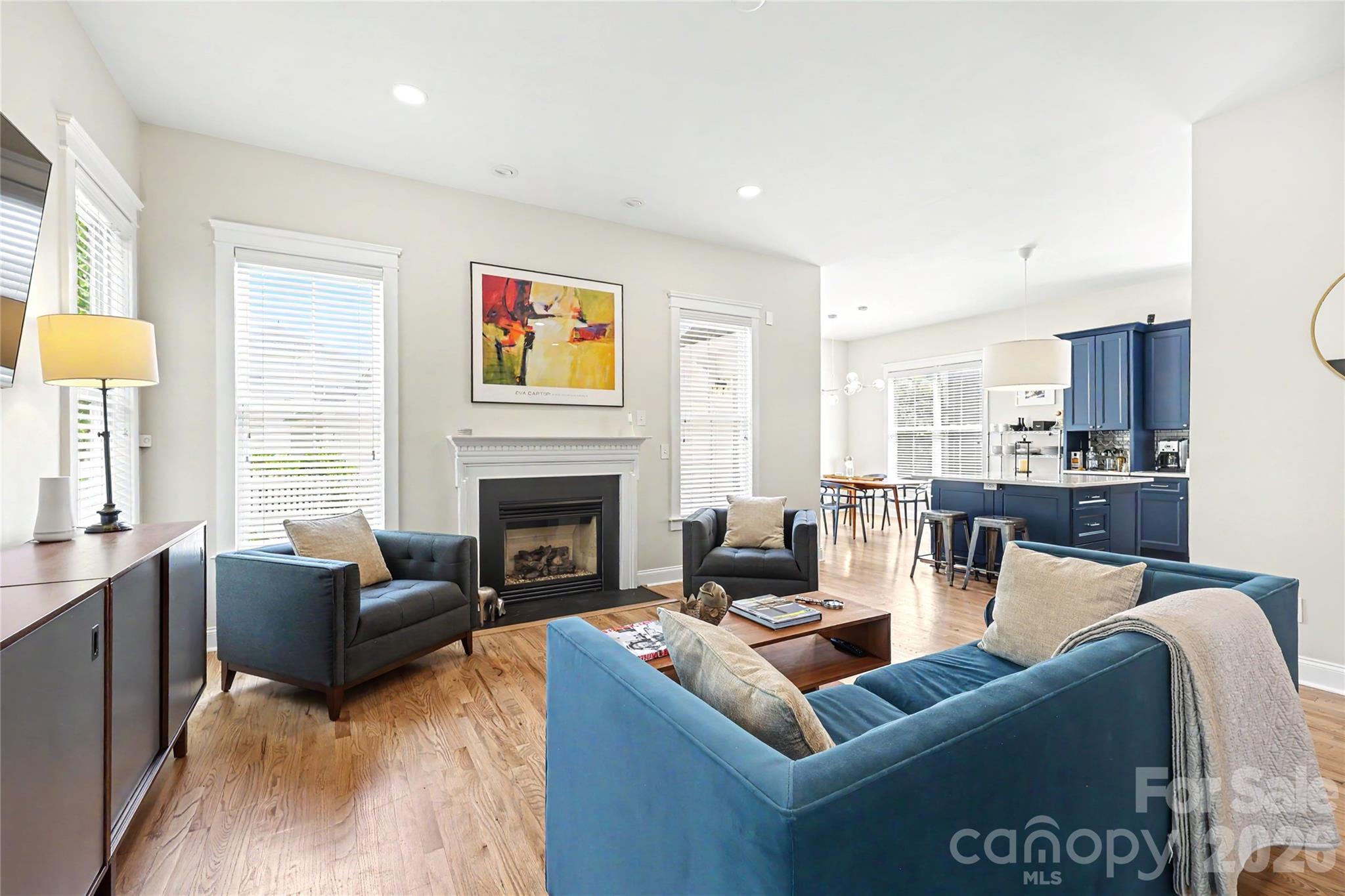 15918 Spruell Street — Huntersville