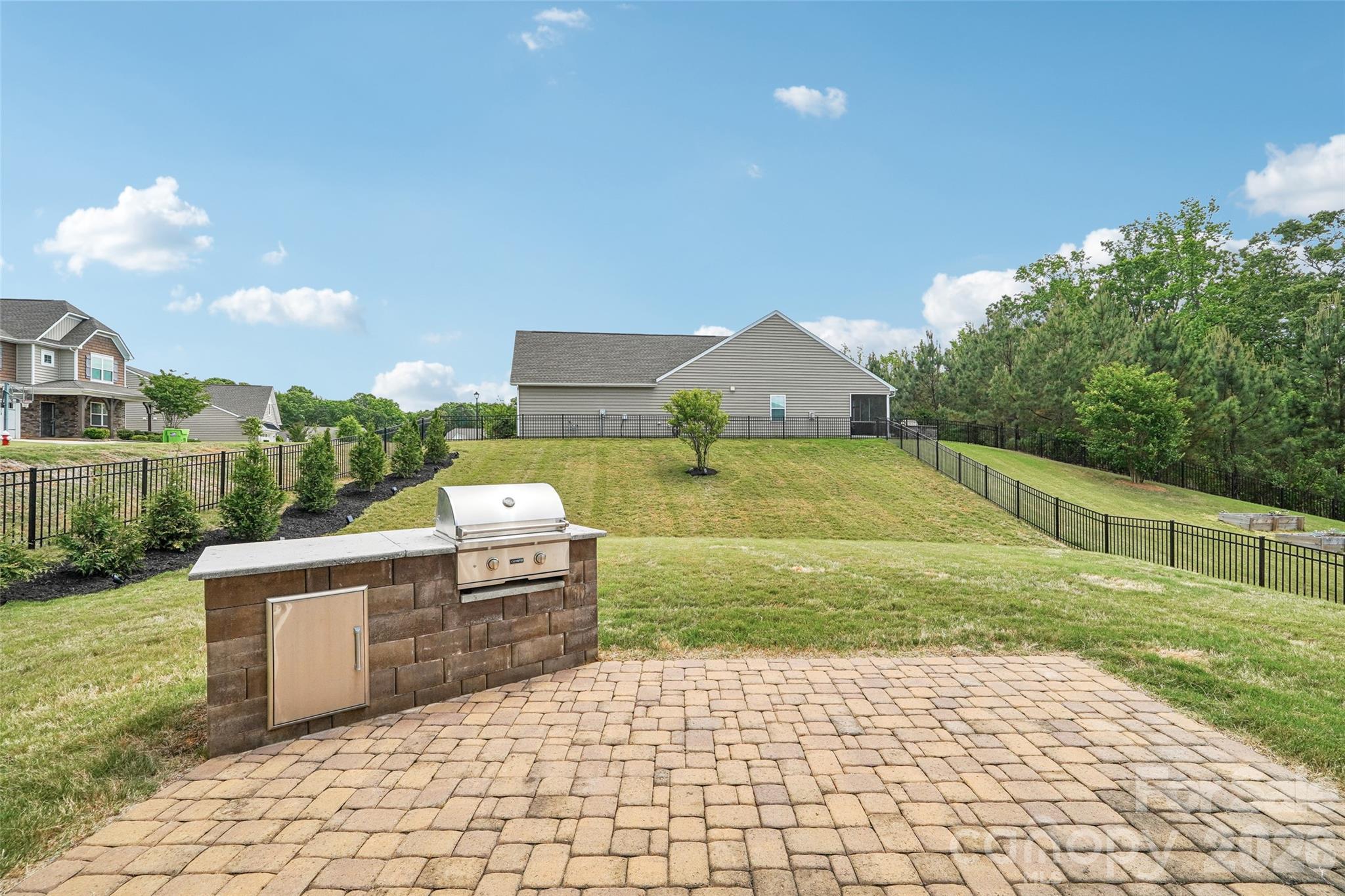 2022 Napa Valley Drive — Waxhaw
