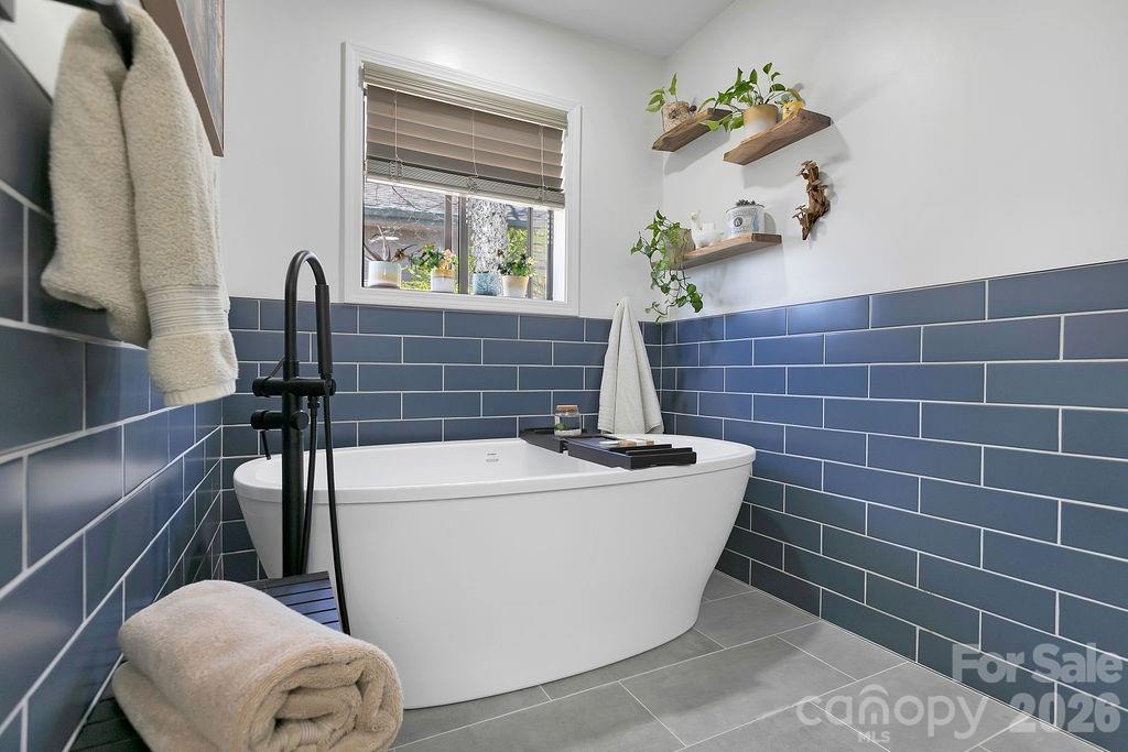 123 Adohi Court — Brevard