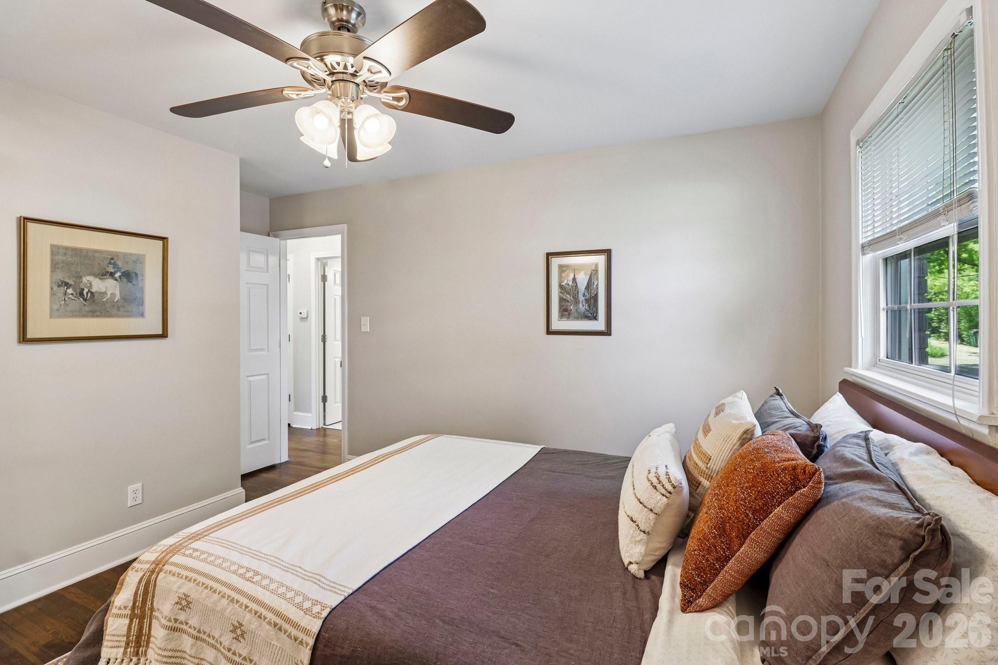 2809 Albany Lane — Charlotte