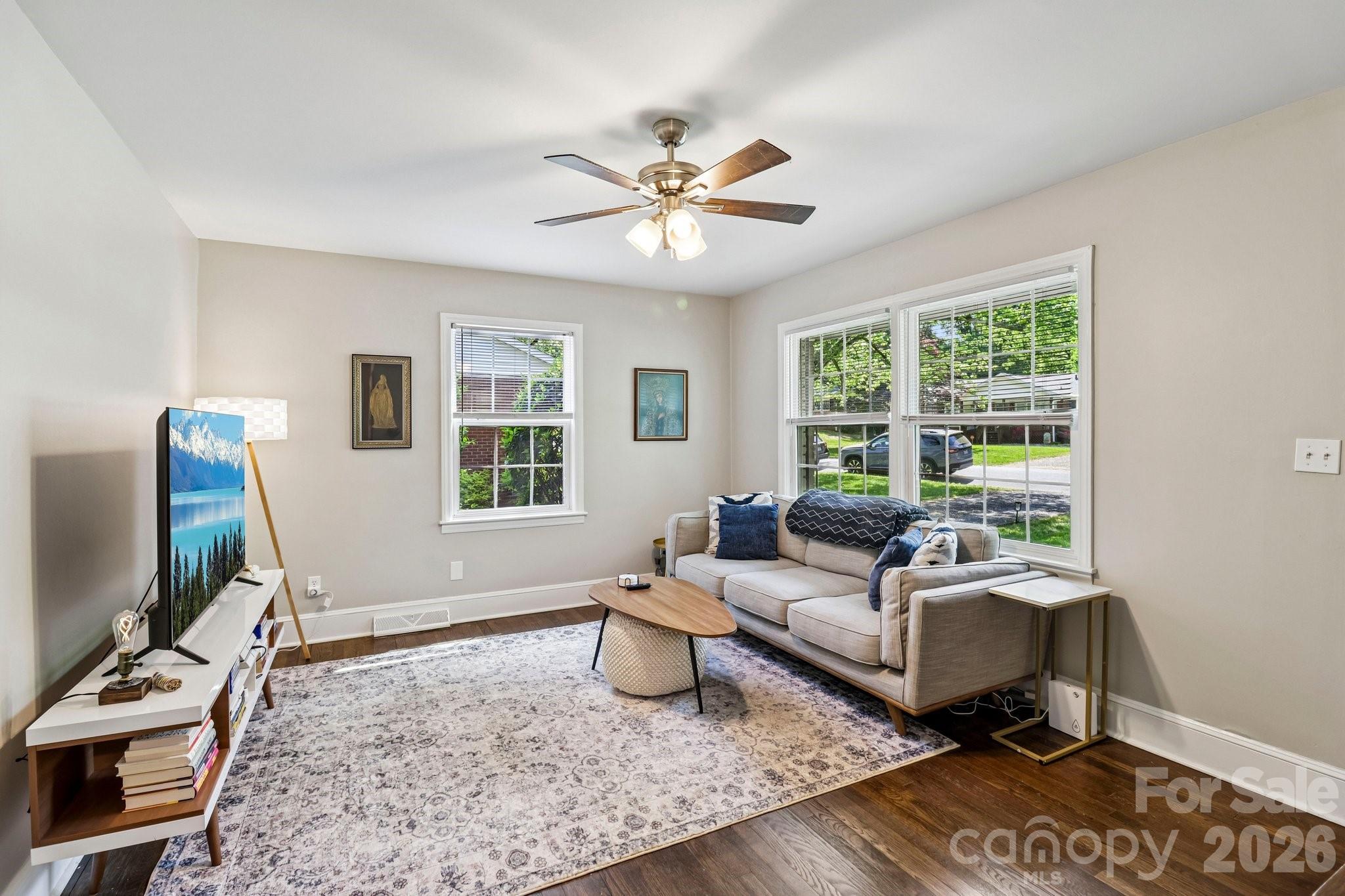 2809 Albany Lane — Charlotte