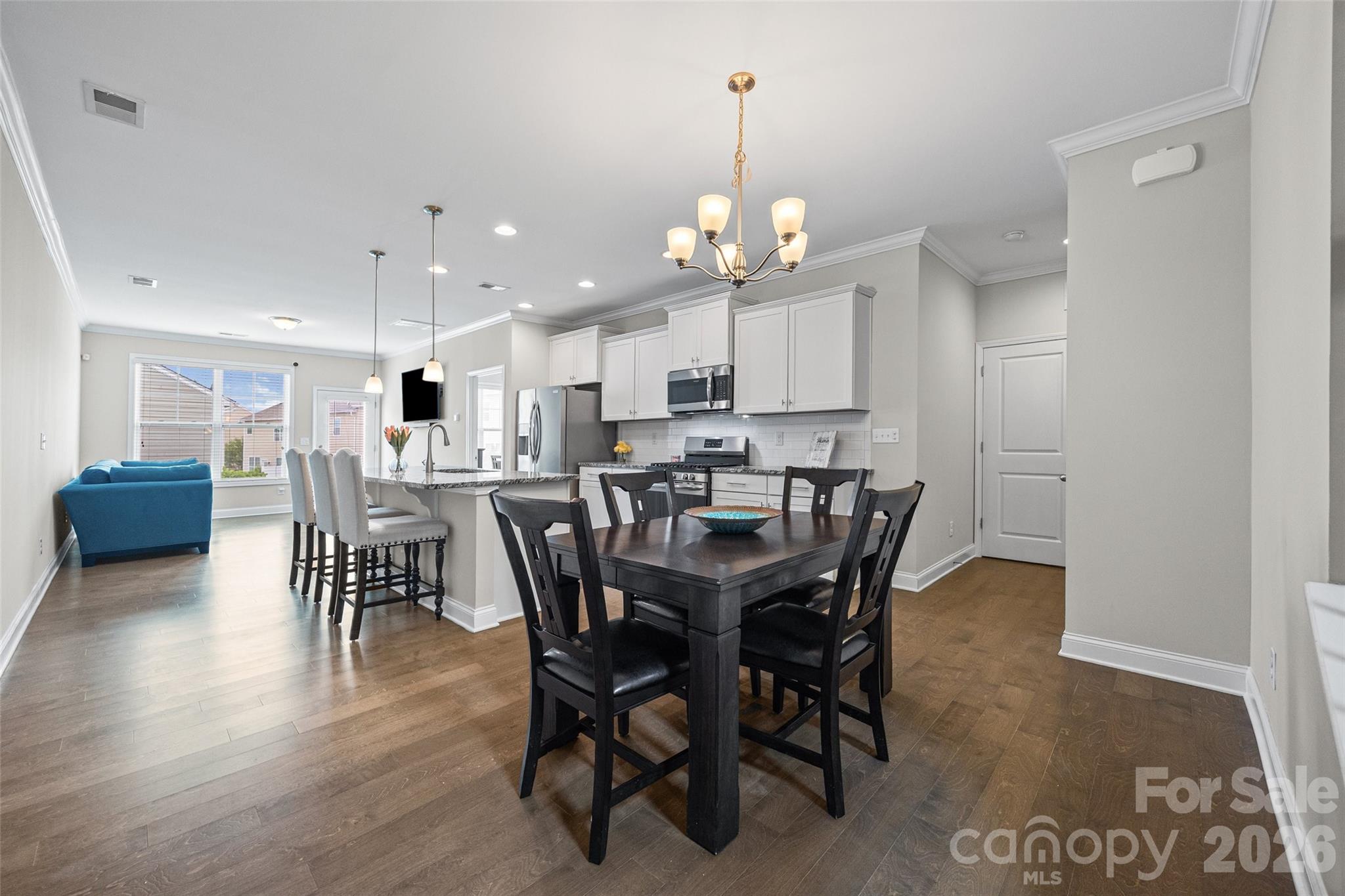 979 Pennington Drive — Lancaster