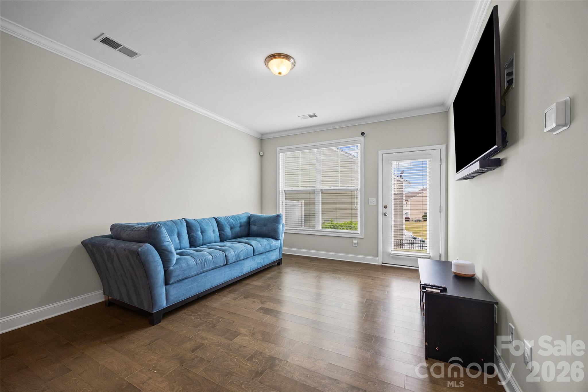979 Pennington Drive — Lancaster