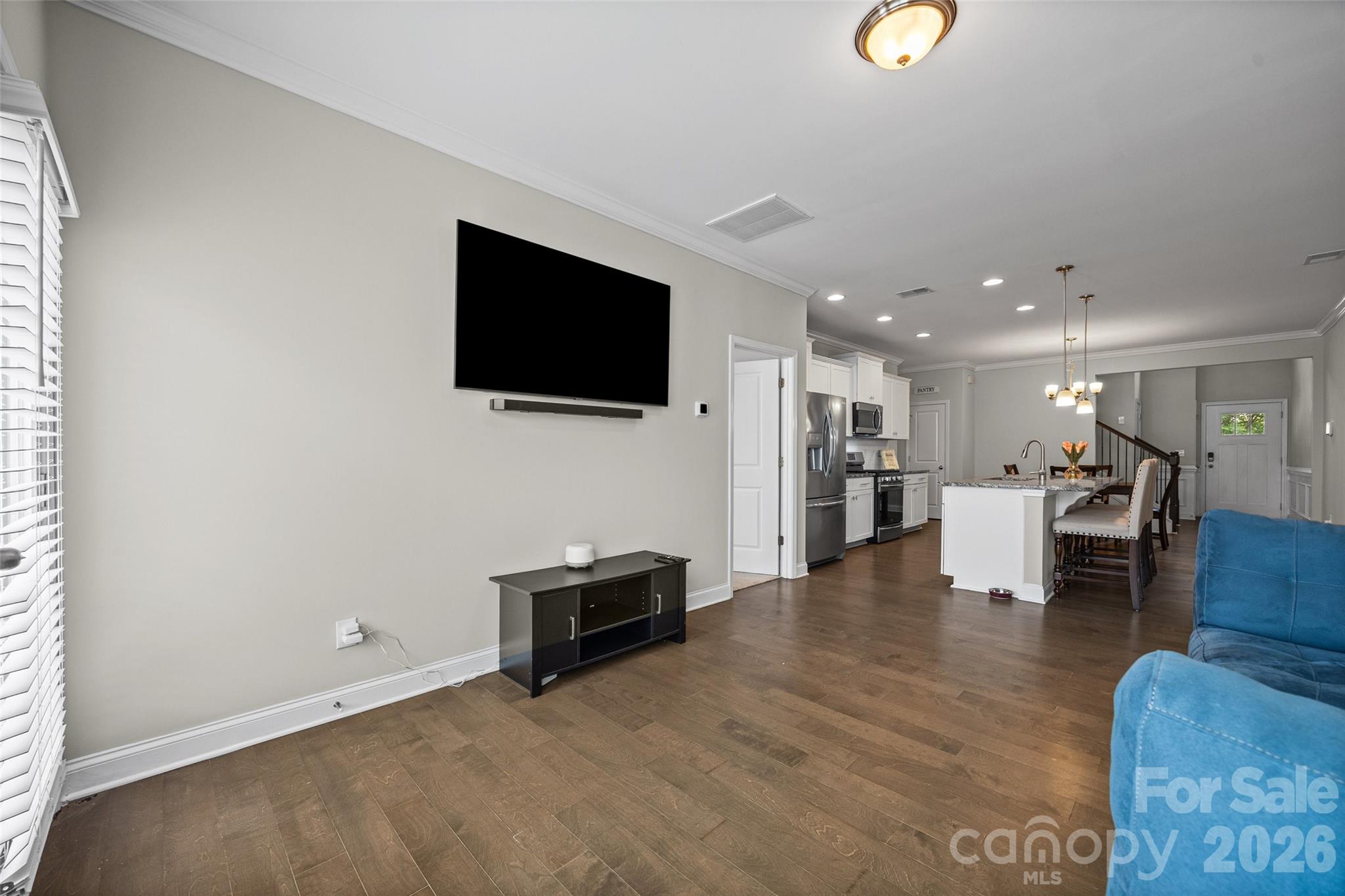 979 Pennington Drive — Lancaster