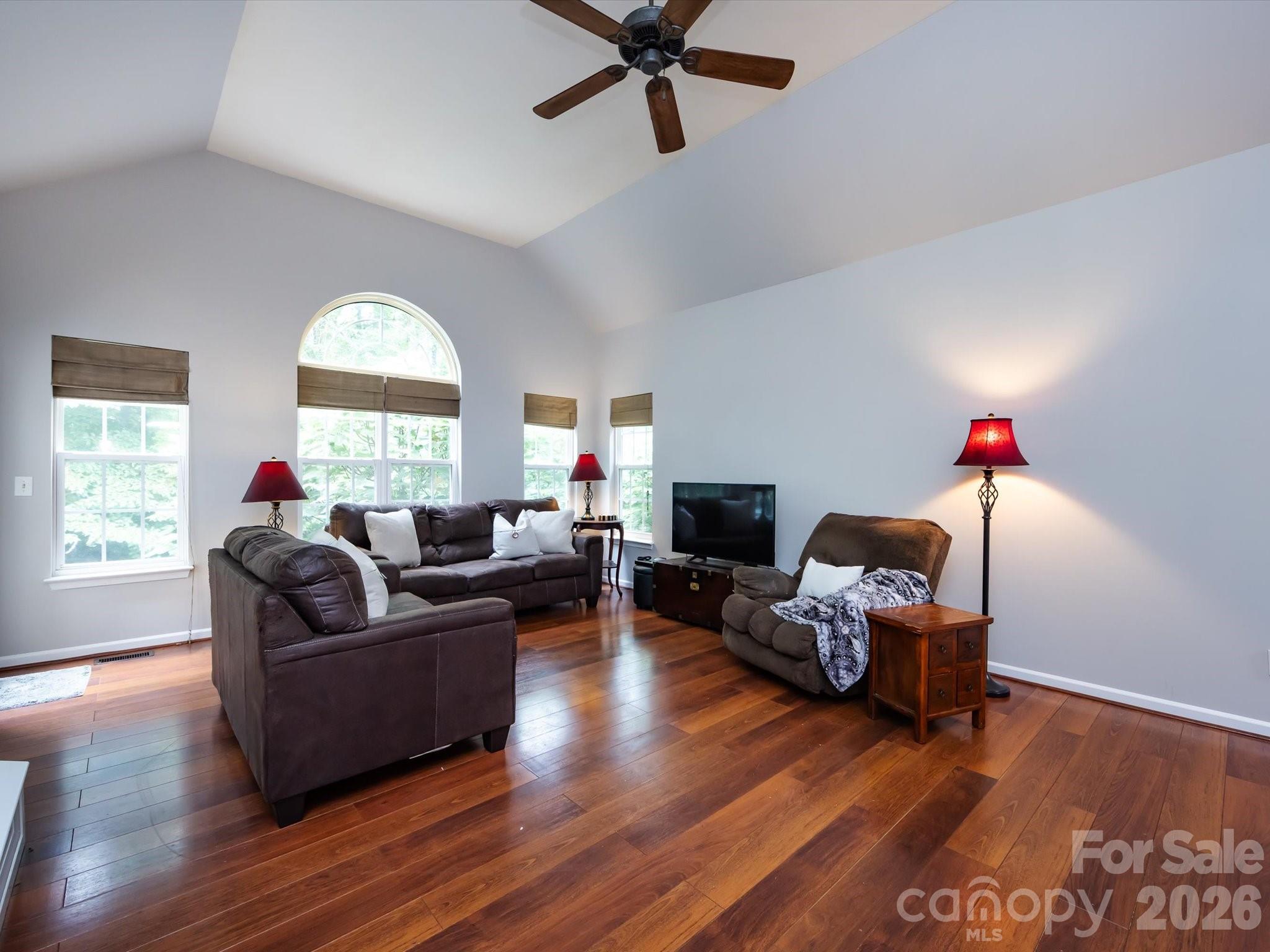 1423 Piper Court — Concord