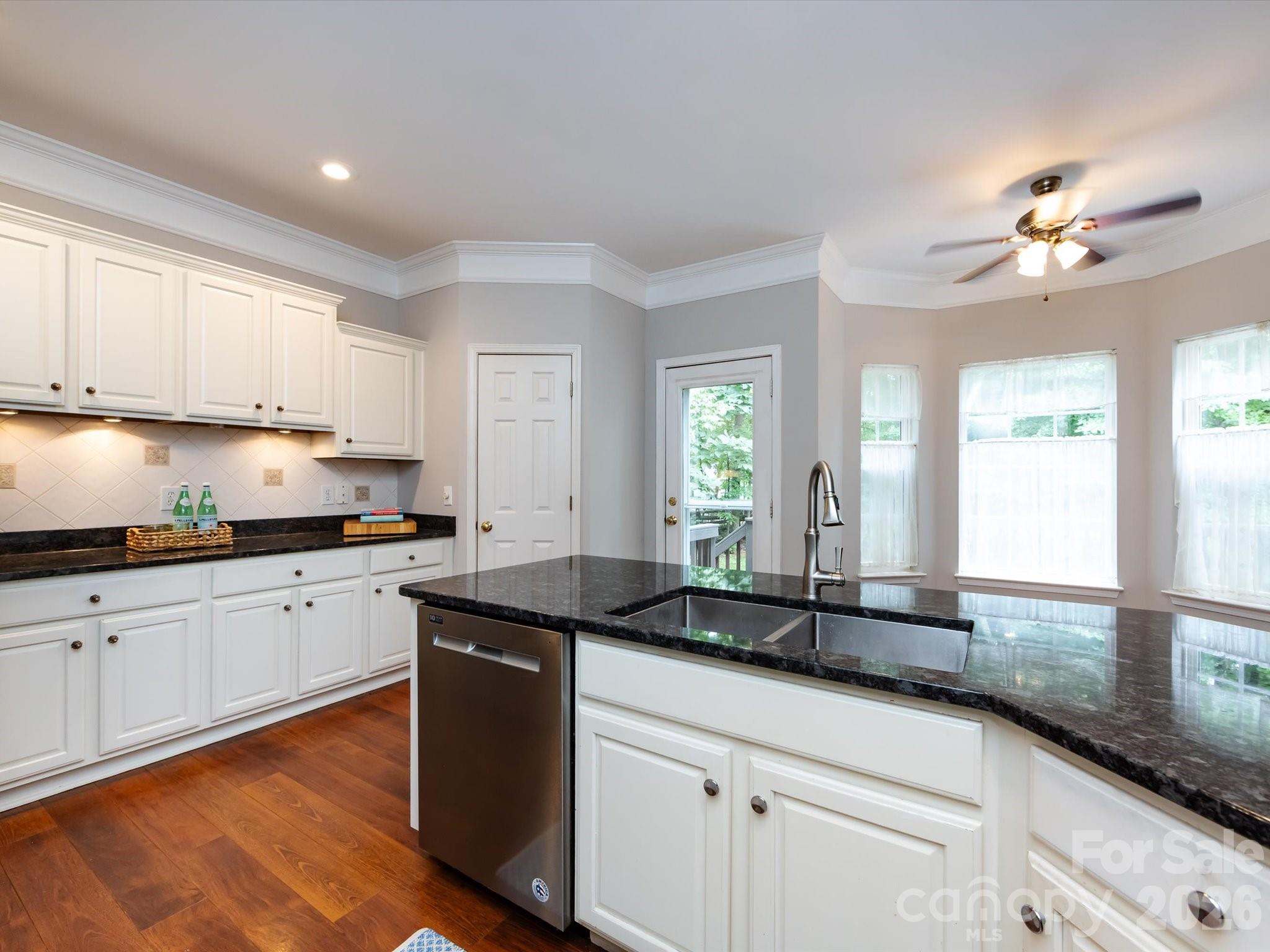 1423 Piper Court — Concord