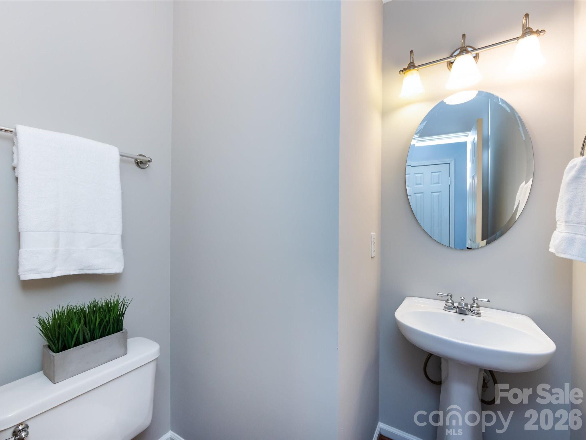 1423 Piper Court — Concord