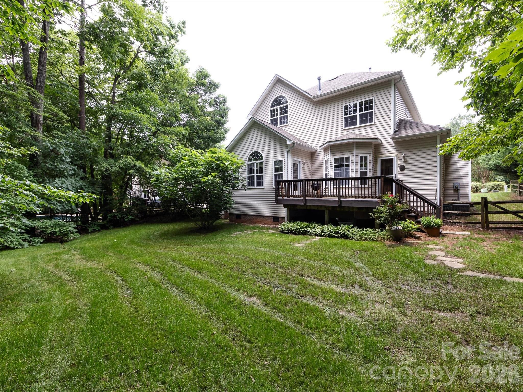 1423 Piper Court — Concord