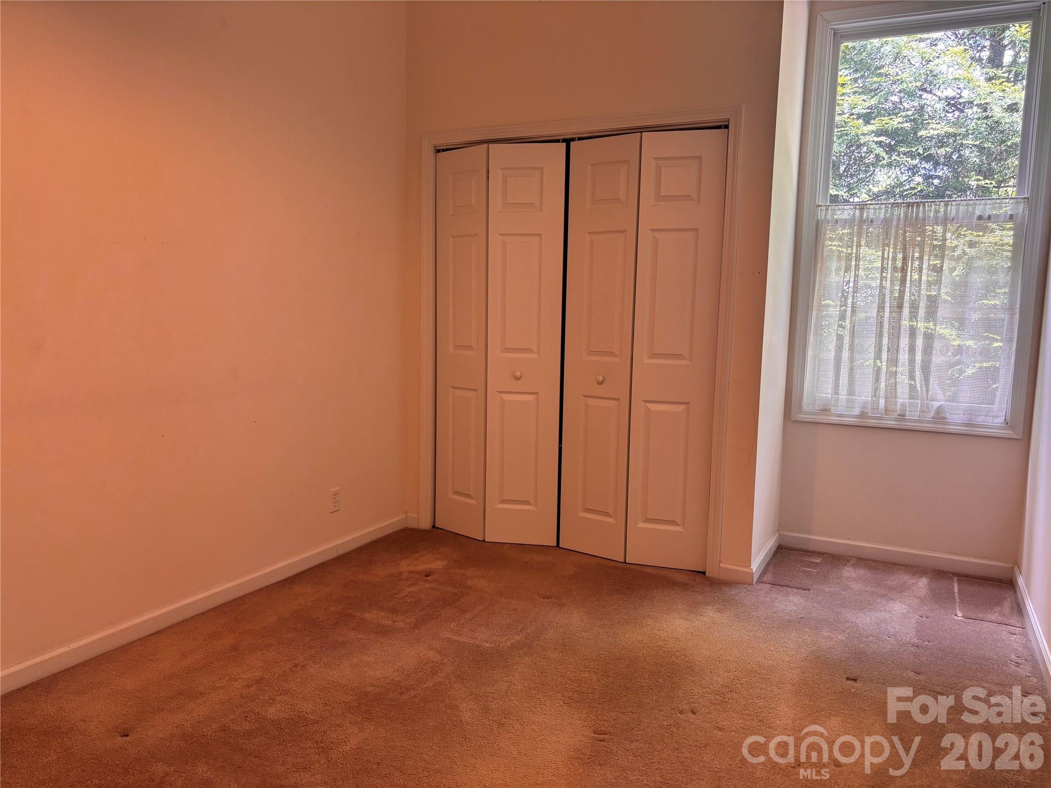 39 Tisha Lane — Hendersonville