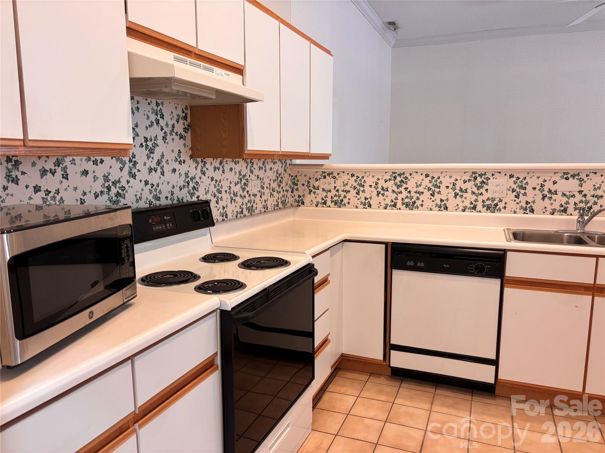 39 Tisha Lane — Hendersonville