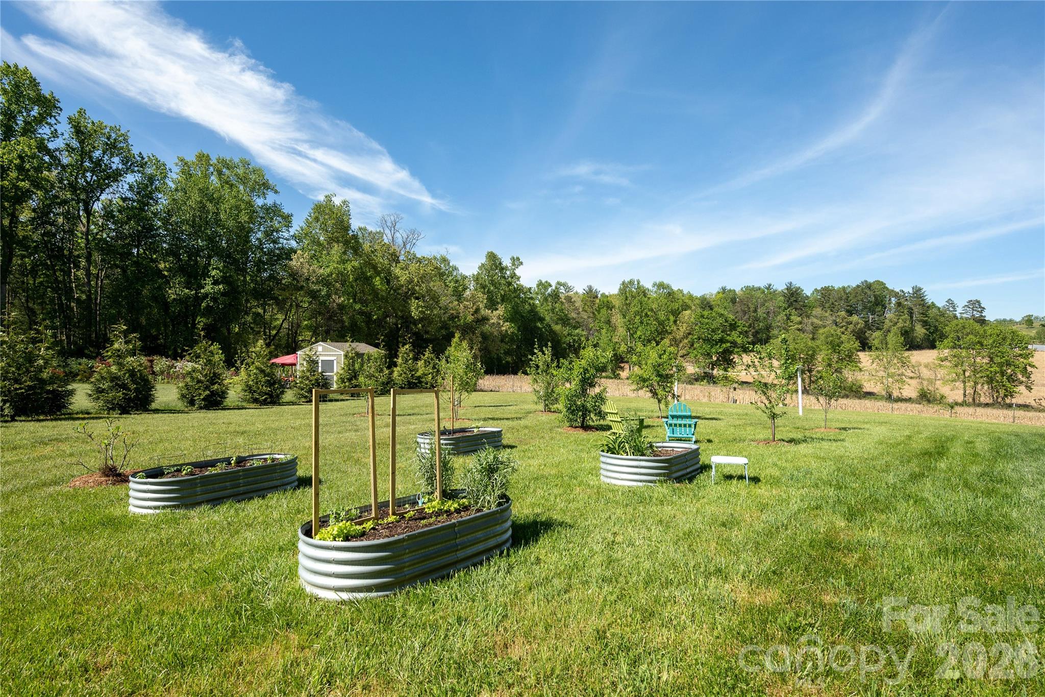 18 N Bear View Drive — Hendersonville