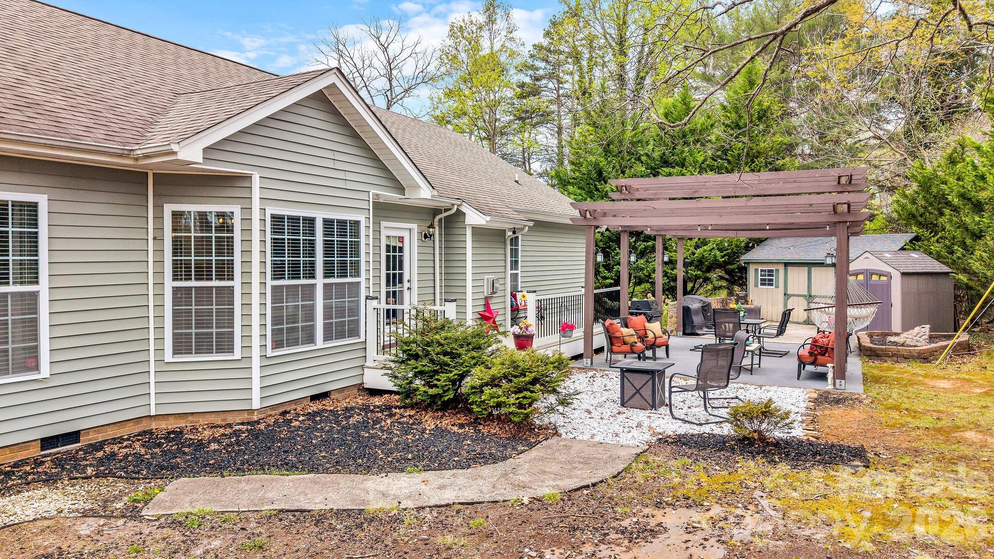 2228 Sparta Road — North Wilkesboro