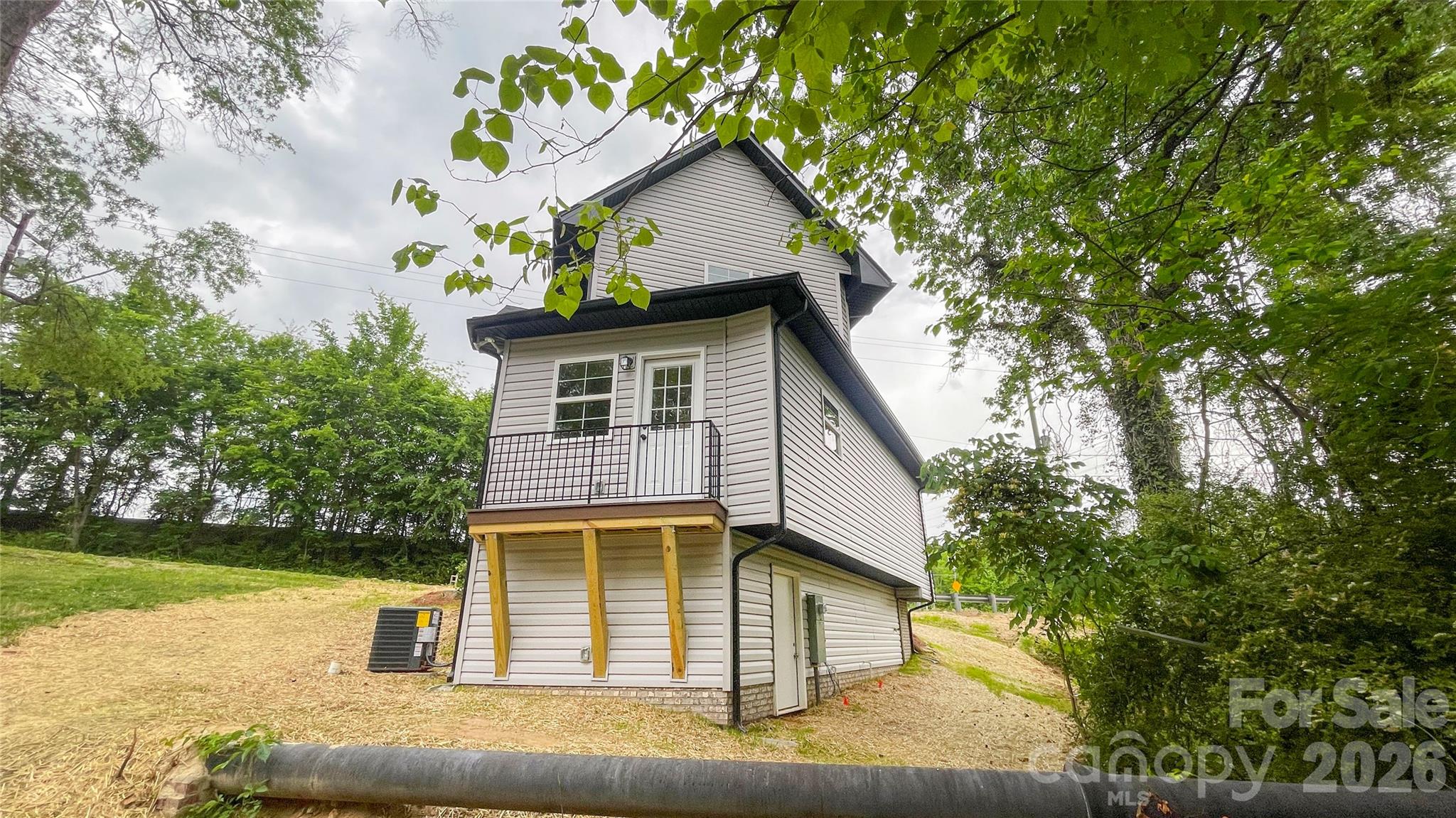 271 Stewart Street NW — Concord