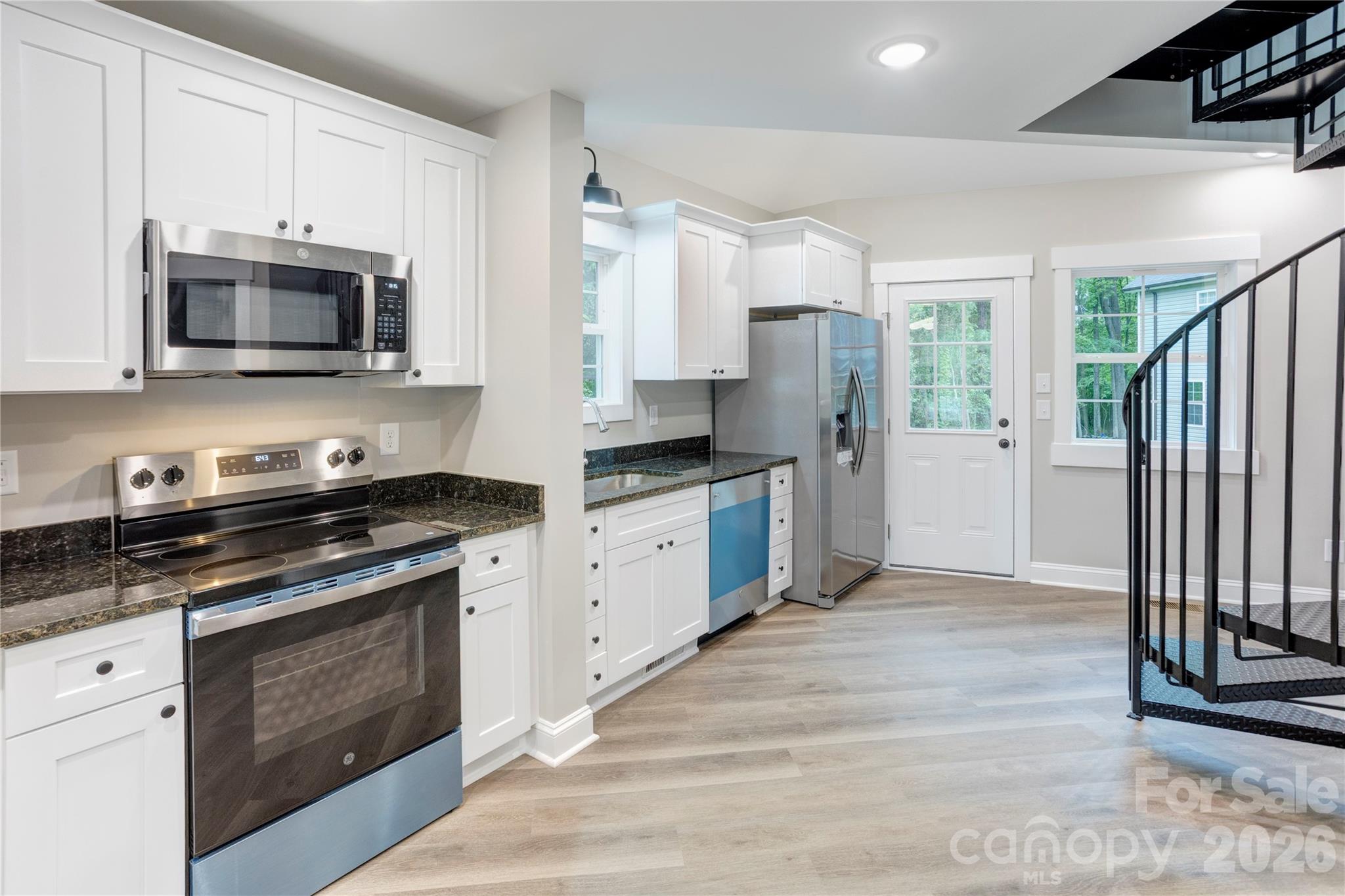 271 Stewart Street NW — Concord