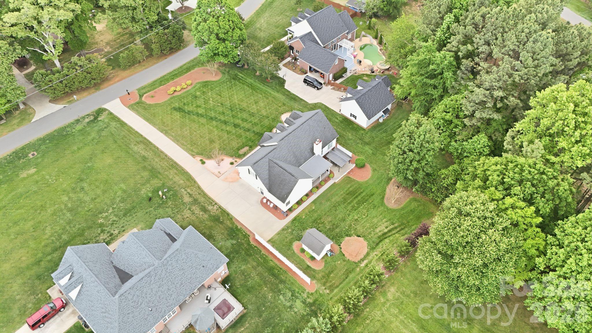 169 Sagemore Road — Mooresville