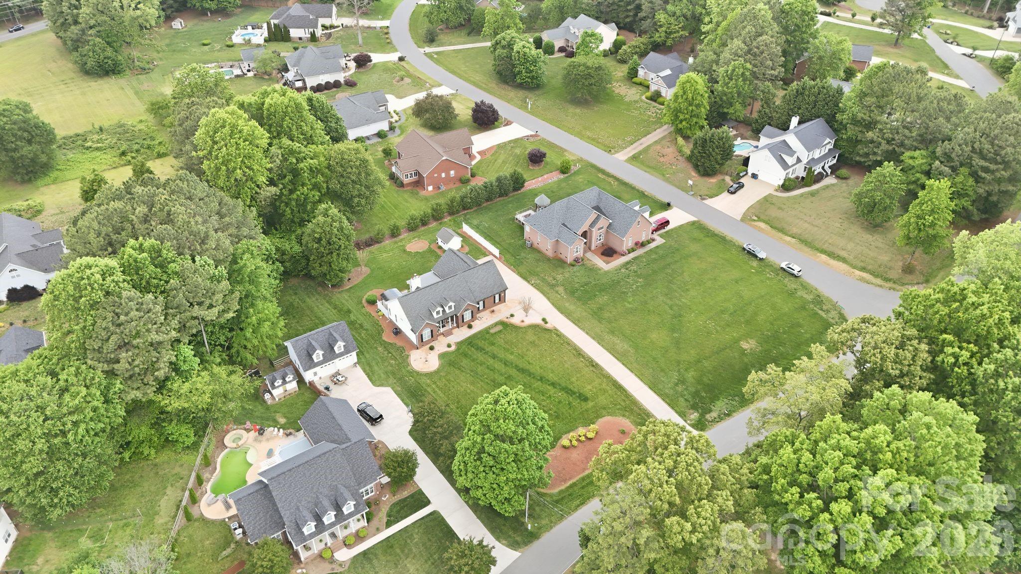 169 Sagemore Road — Mooresville