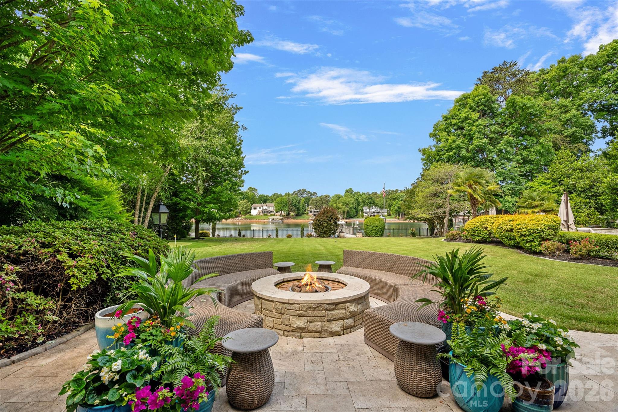 461 Kemp Road — Mooresville