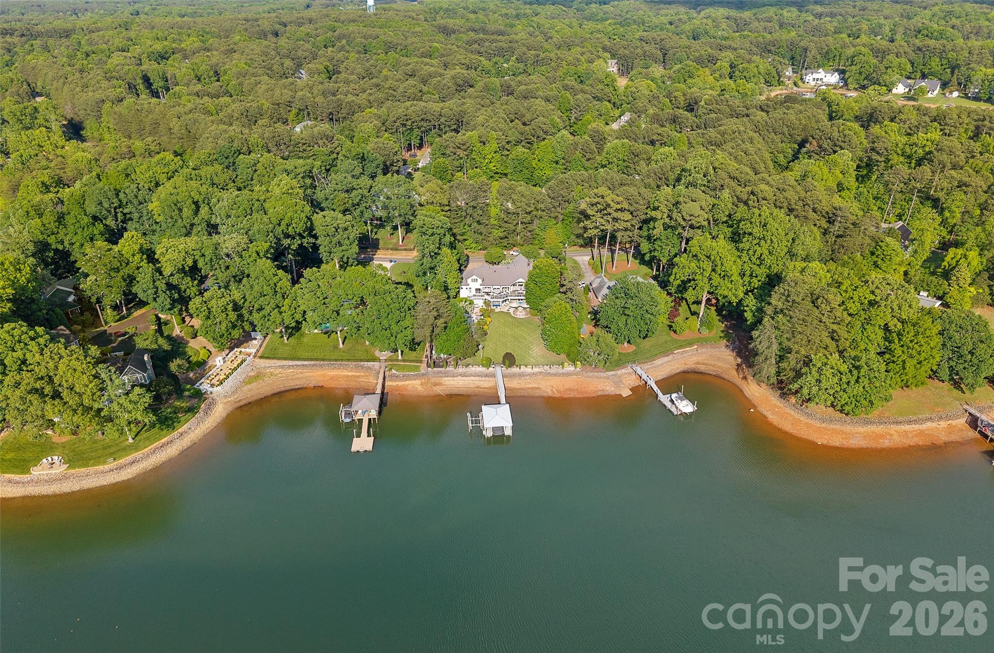 461 Kemp Road — Mooresville