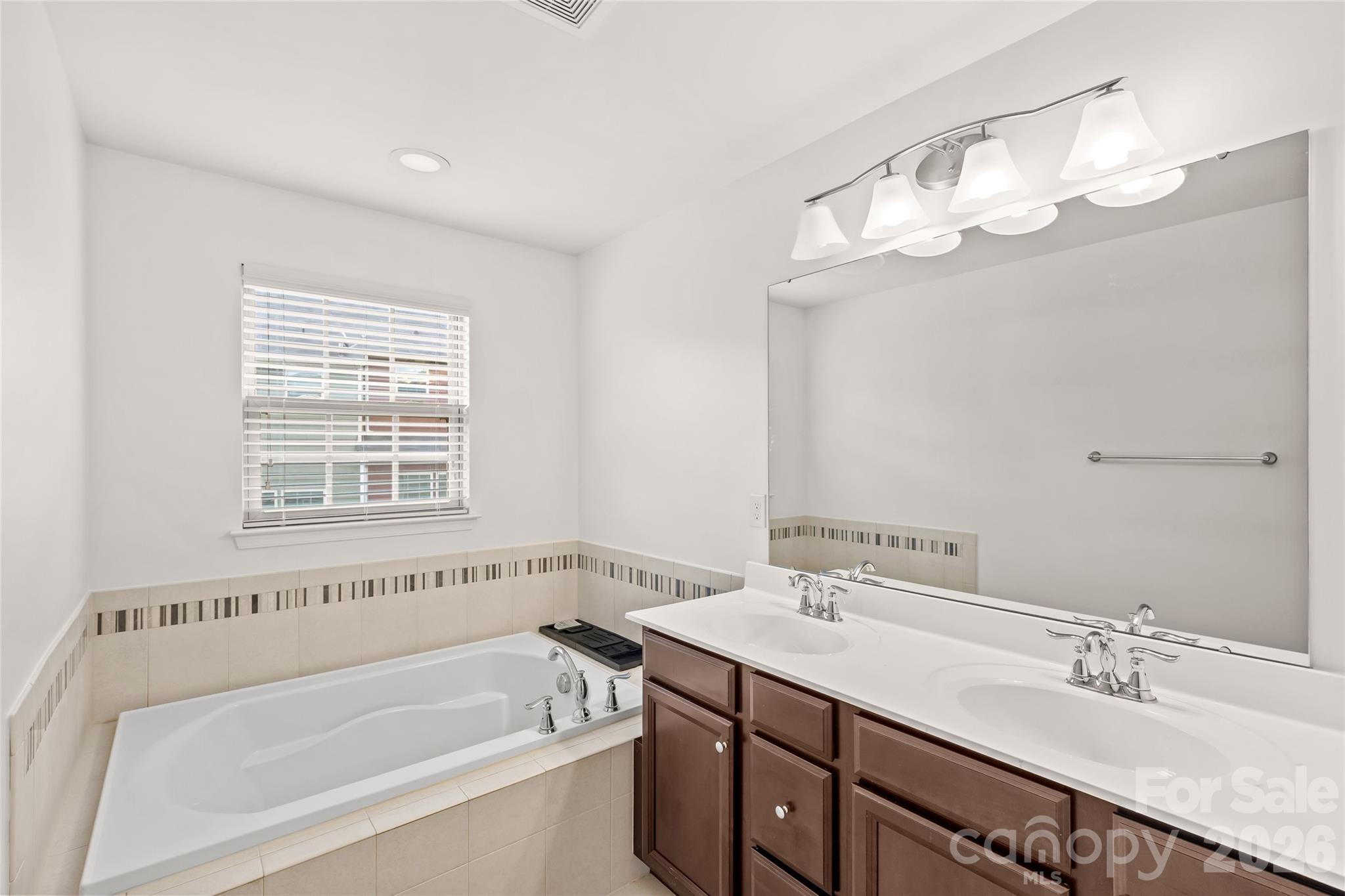 2435 Alyssa Lane — Charlotte